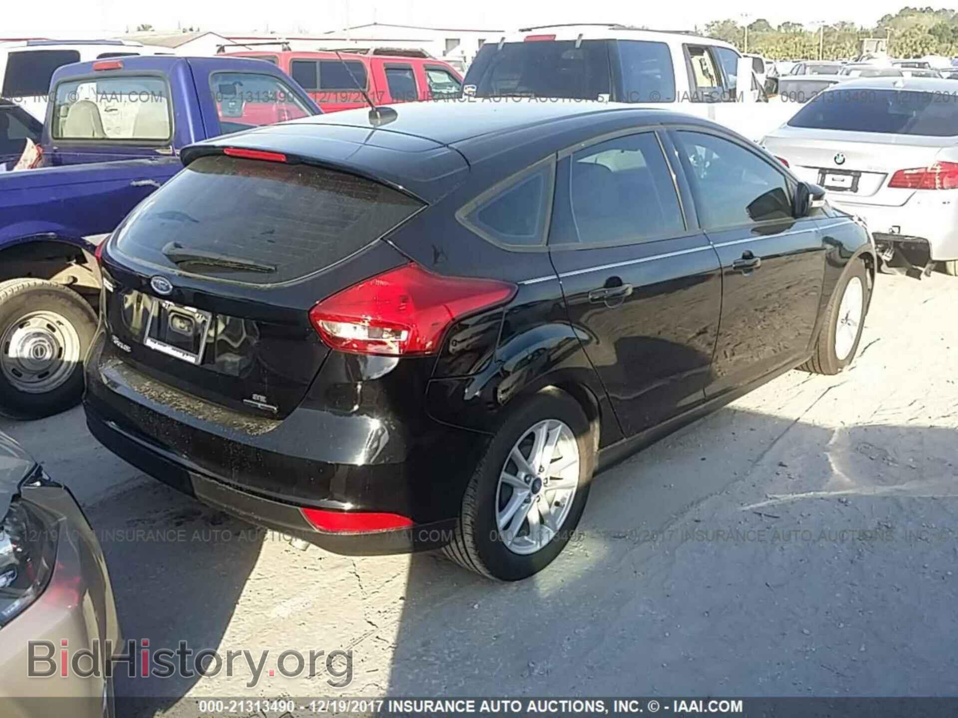 2016 Ford Focus - VIN: 1FADP3K24GL406665 - Фото 4
