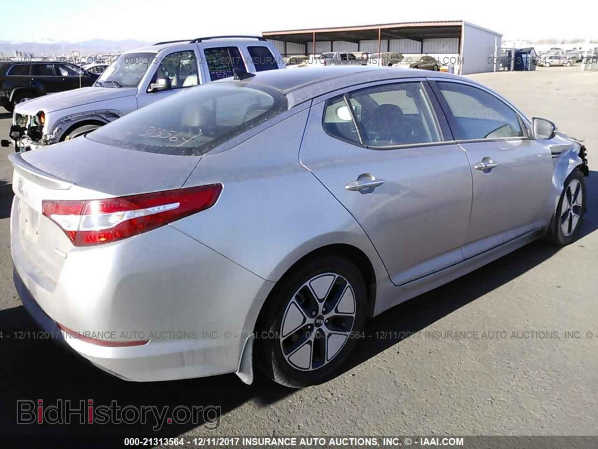 2012 Kia Optima - VIN: KNAGM4AD5C5018462 - Photo 4