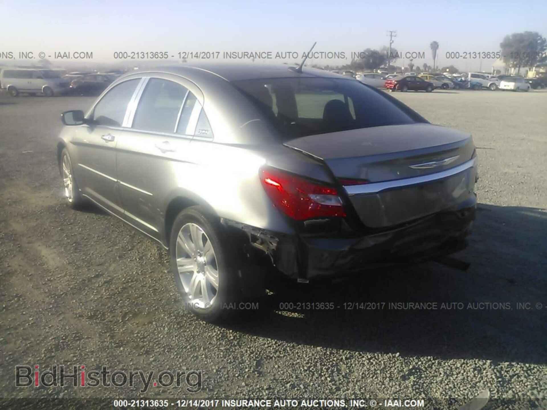 2013 Chrysler 200 - VIN: 1C3CCBBB1DN656347 - Photo 3