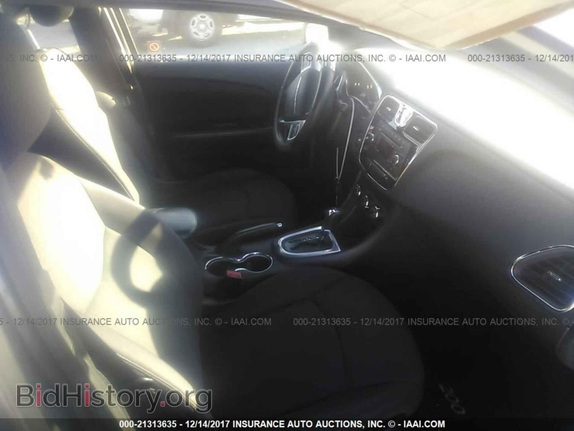2013 Chrysler 200 - VIN: 1C3CCBBB1DN656347 - Photo 5