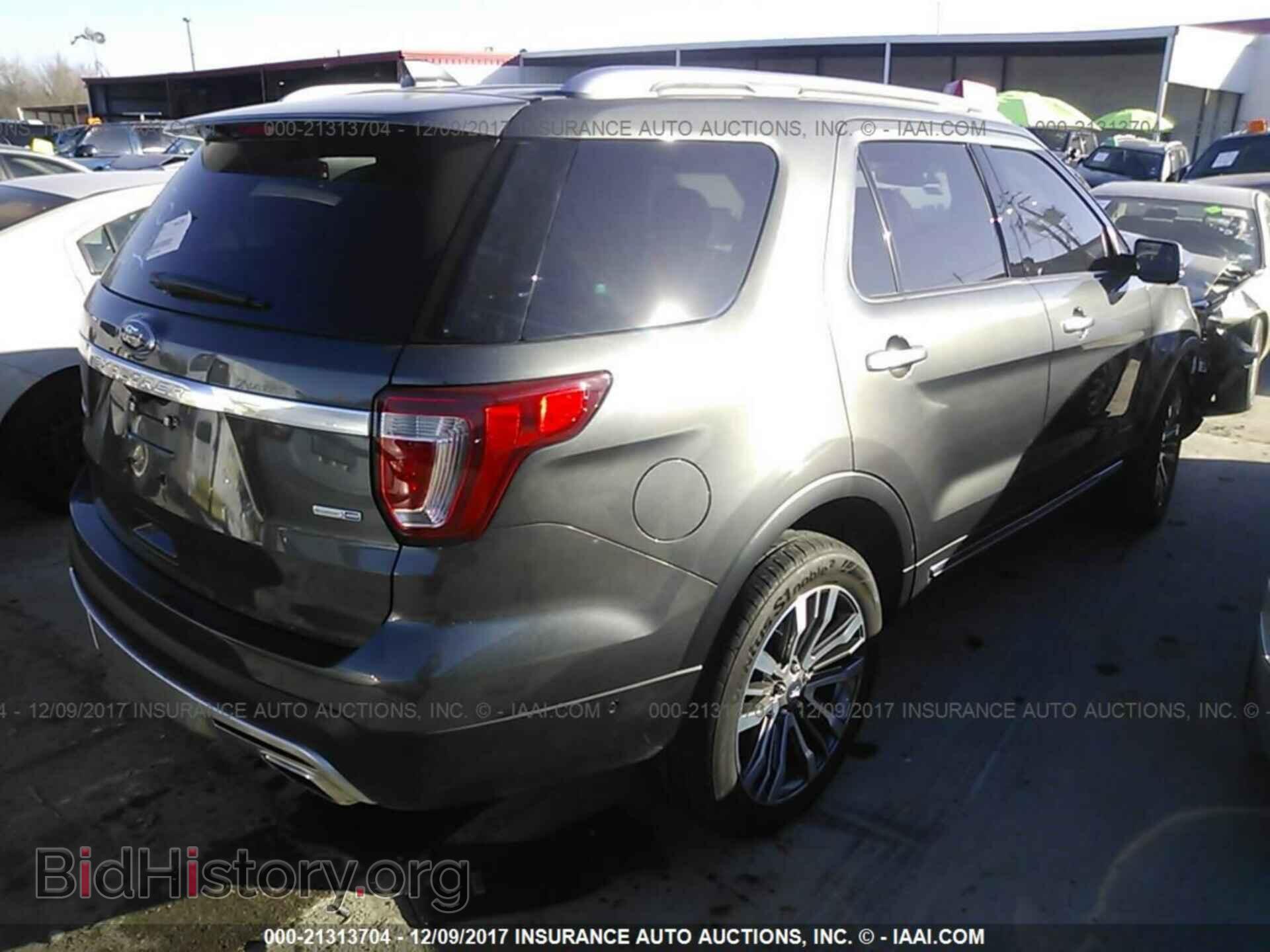 2017 Ford Explorer - VIN: 1FM5K8HT9HGC04744 - Фото 4