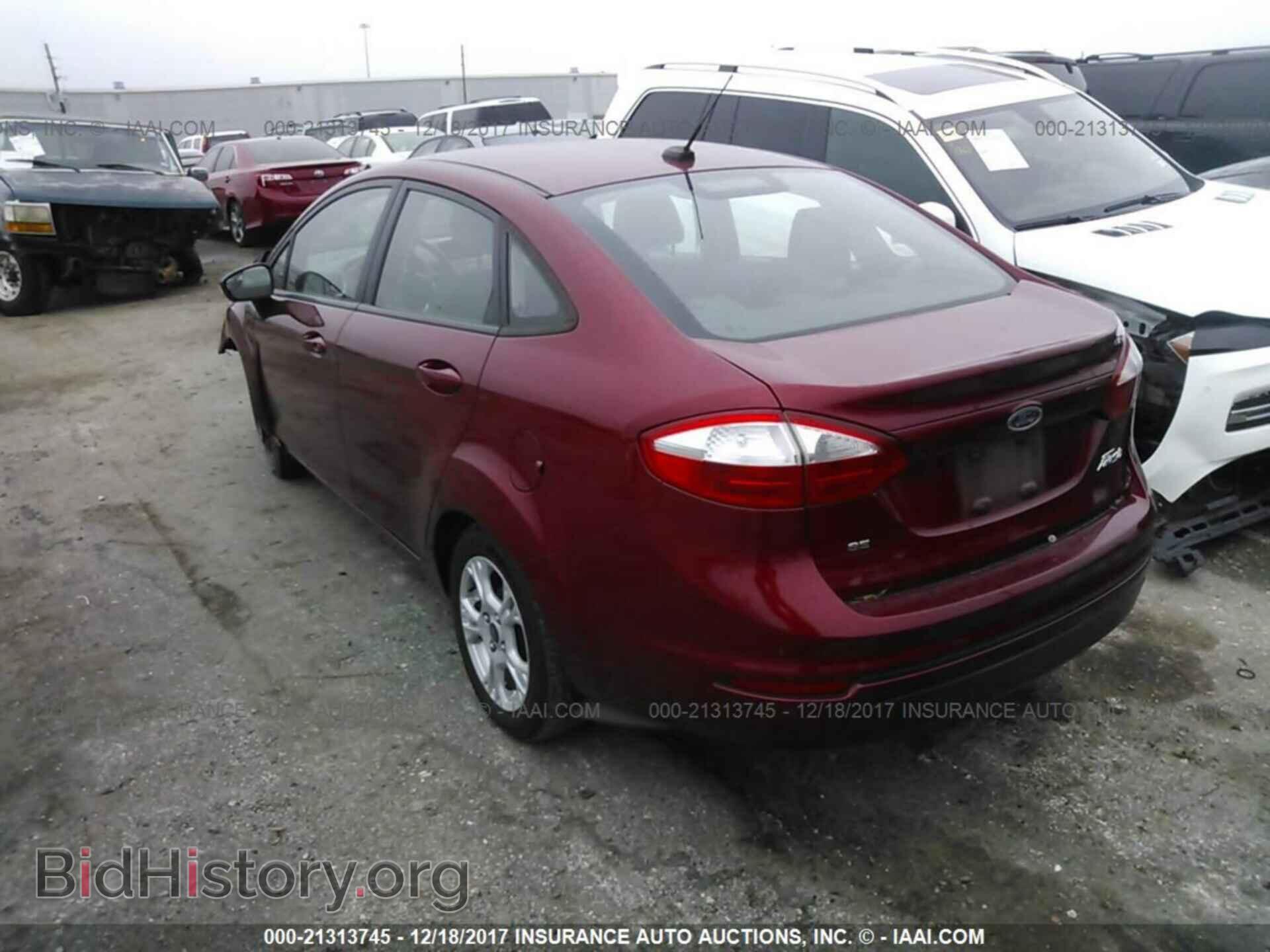 2014 Ford Fiesta - VIN: 3FADP4BJ8EM127826 - Фото 3