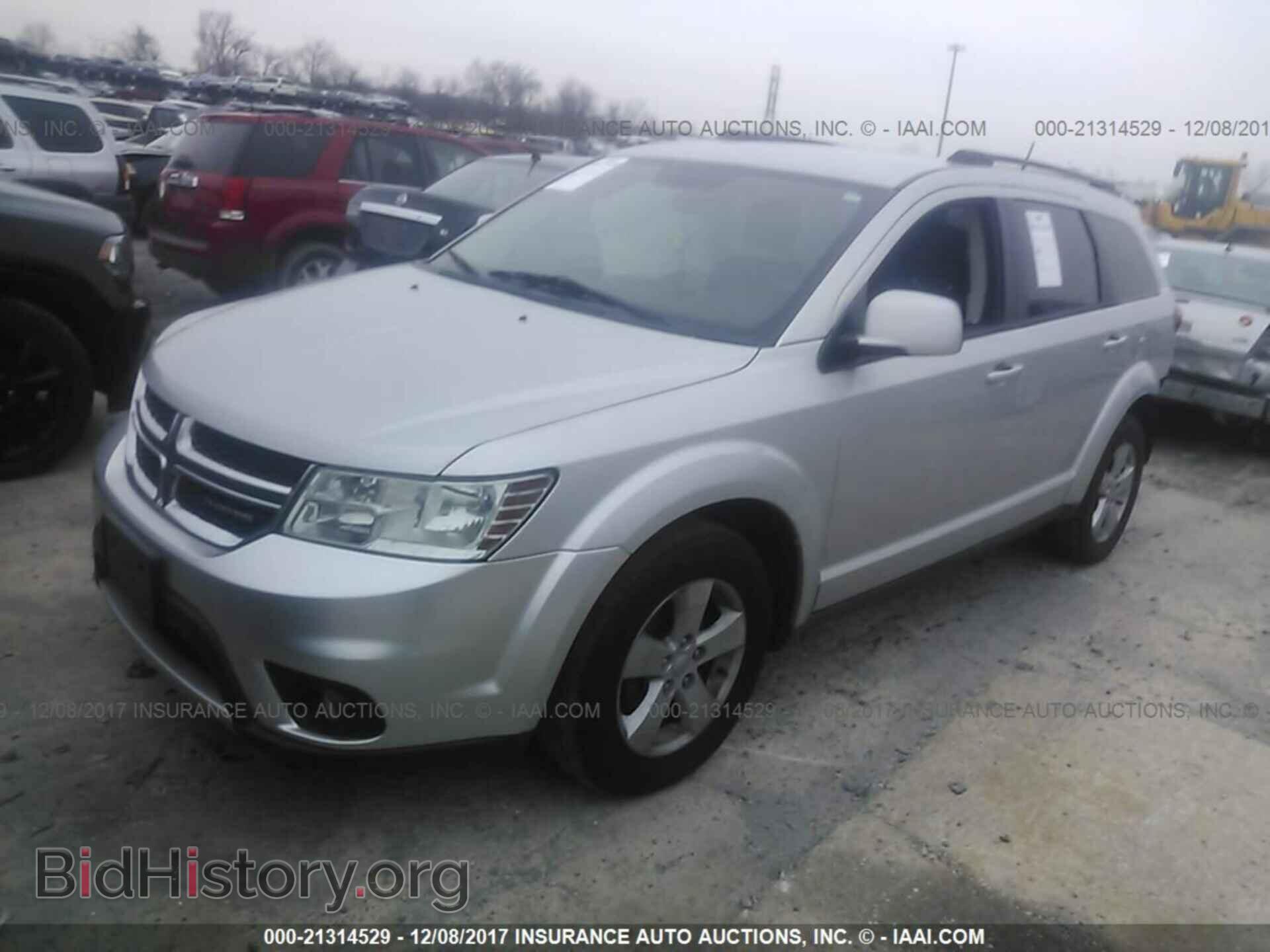 2012 Dodge Journey - VIN: 3C4PDDBG3CT134822 - Фото 2