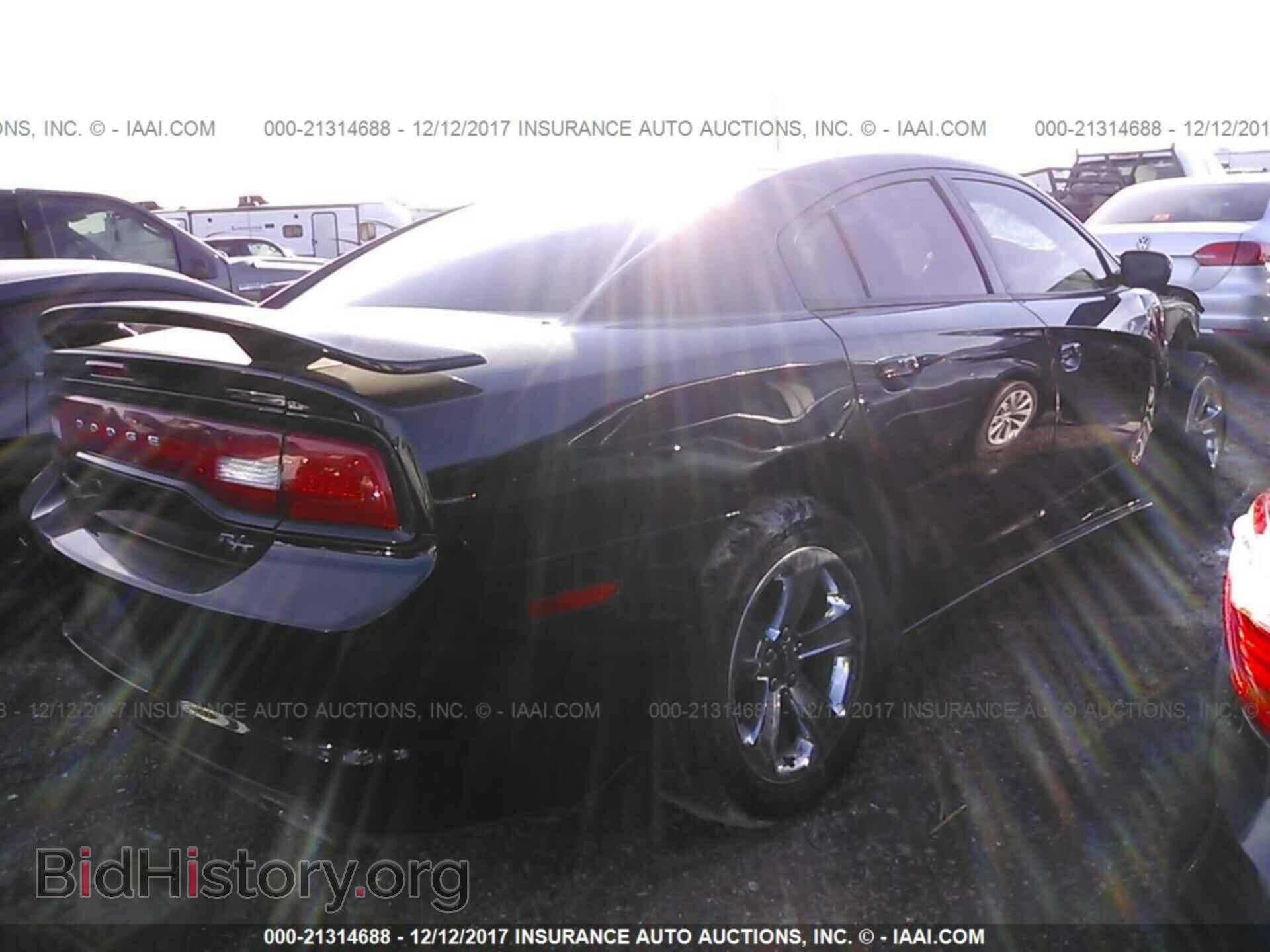2013 Dodge Charger - VIN: 2C3CDXCT3DH555594 - Photo 4