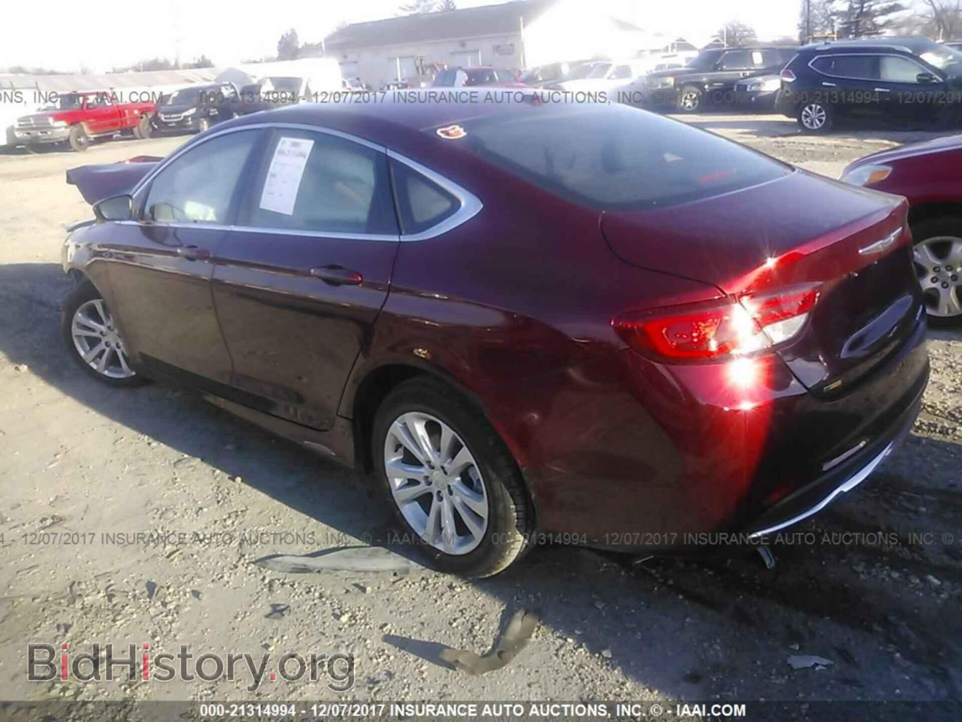 2015 Chrysler 200 - VIN: 1C3CCCAB2FN718767 - Photo 3