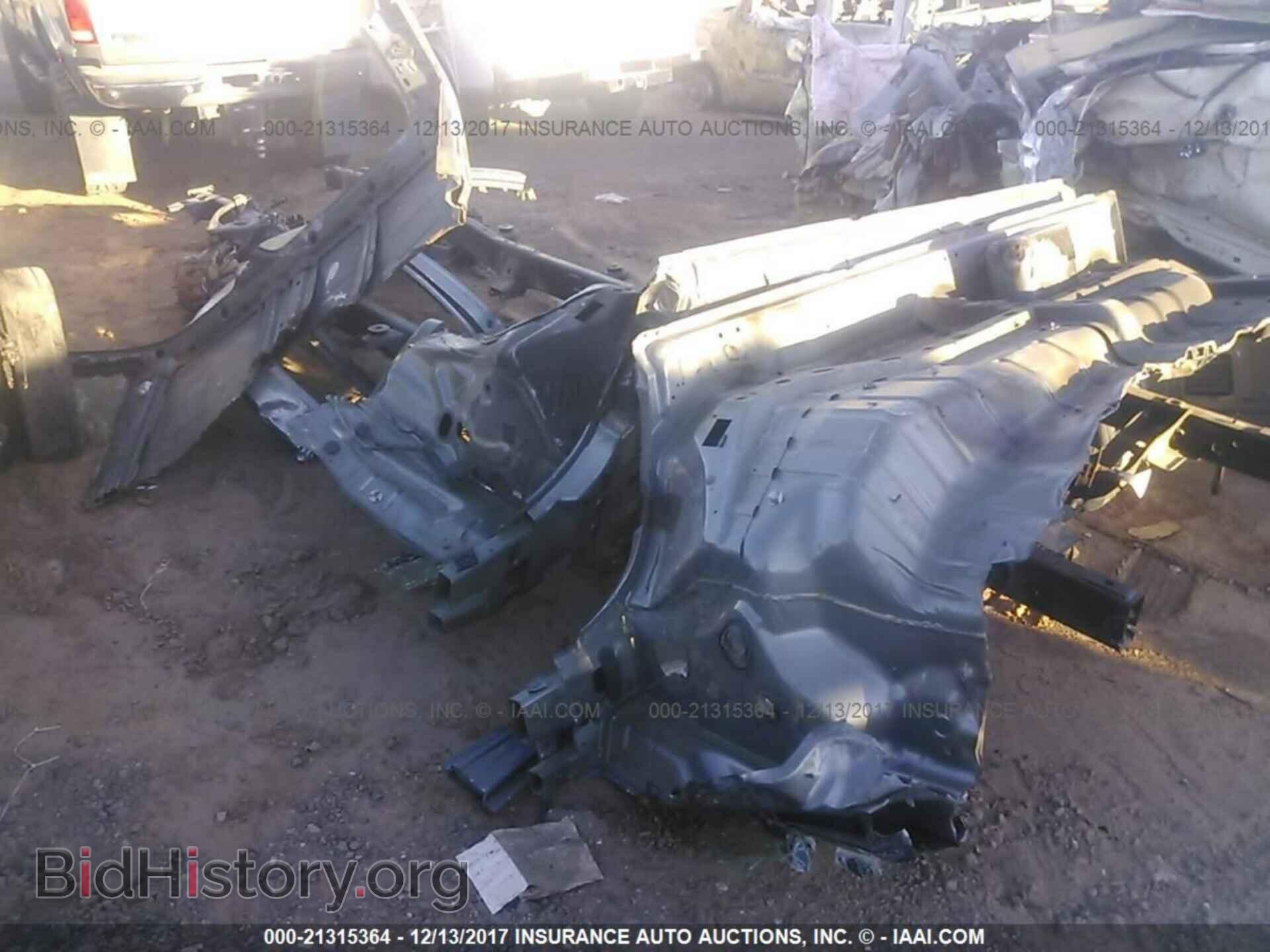 2012 Dodge Ram 1500 - VIN: 1C6RD6LT3CS160331 - Фото 3