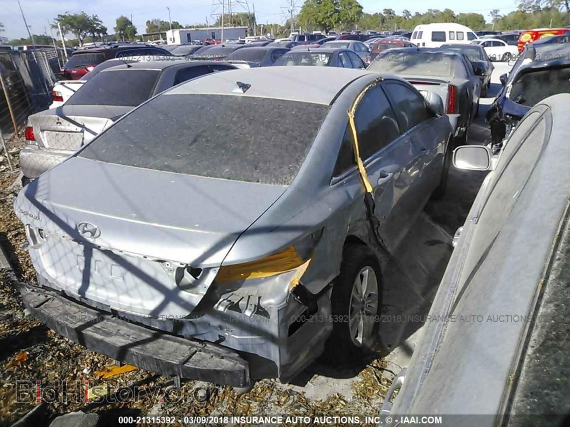 2012 Hyundai Sonata - VIN: 5NPEB4AC7CH484739 - Photo 4