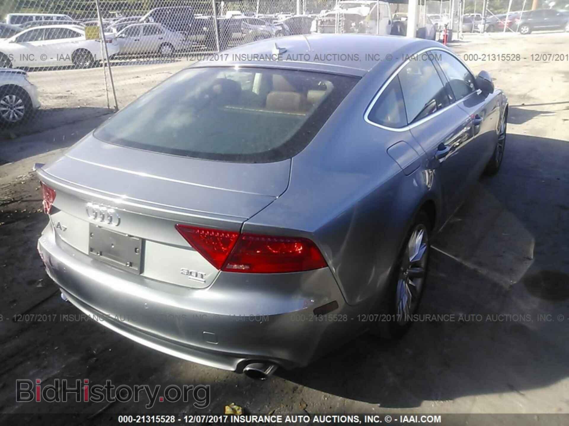 2012 Audi A7 - VIN: WAUYGAFCXCN162096 - Фото 4