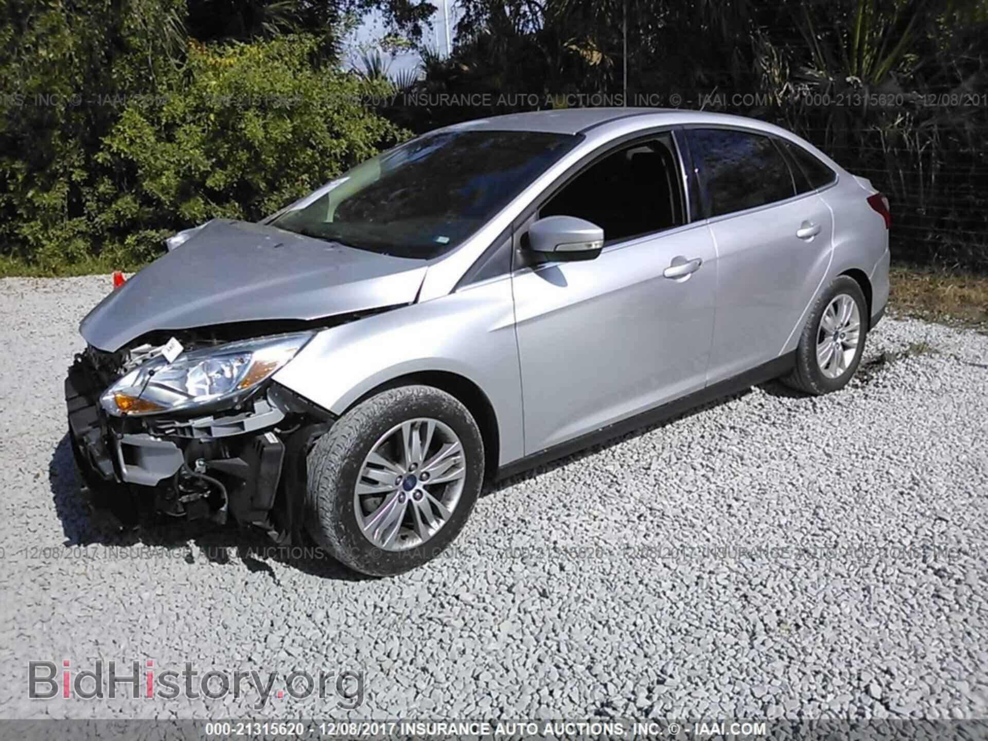 2012 Ford Focus - VIN: 1FAHP3H28CL479346 - Photo 2