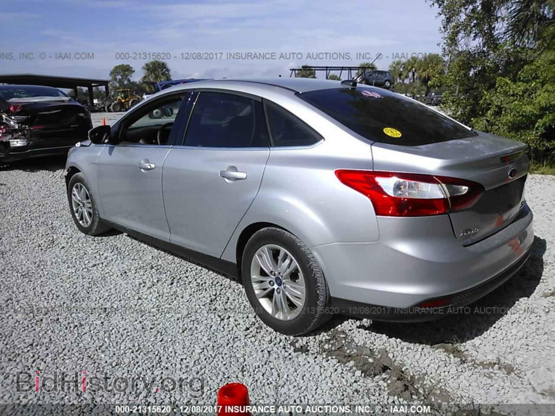 2012 Ford Focus - VIN: 1FAHP3H28CL479346 - Photo 3