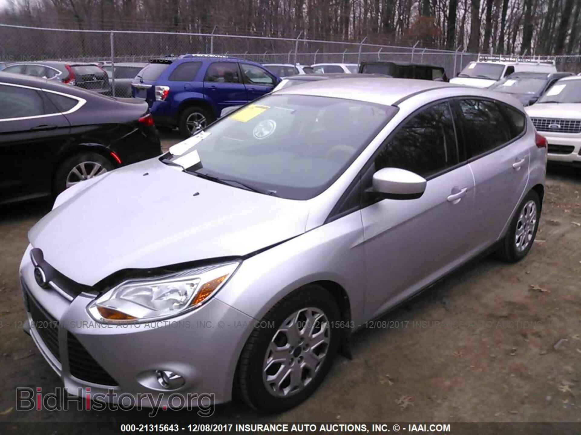 2012 Ford Focus - VIN: 1FAHP3K27CL412603 - Photo 2
