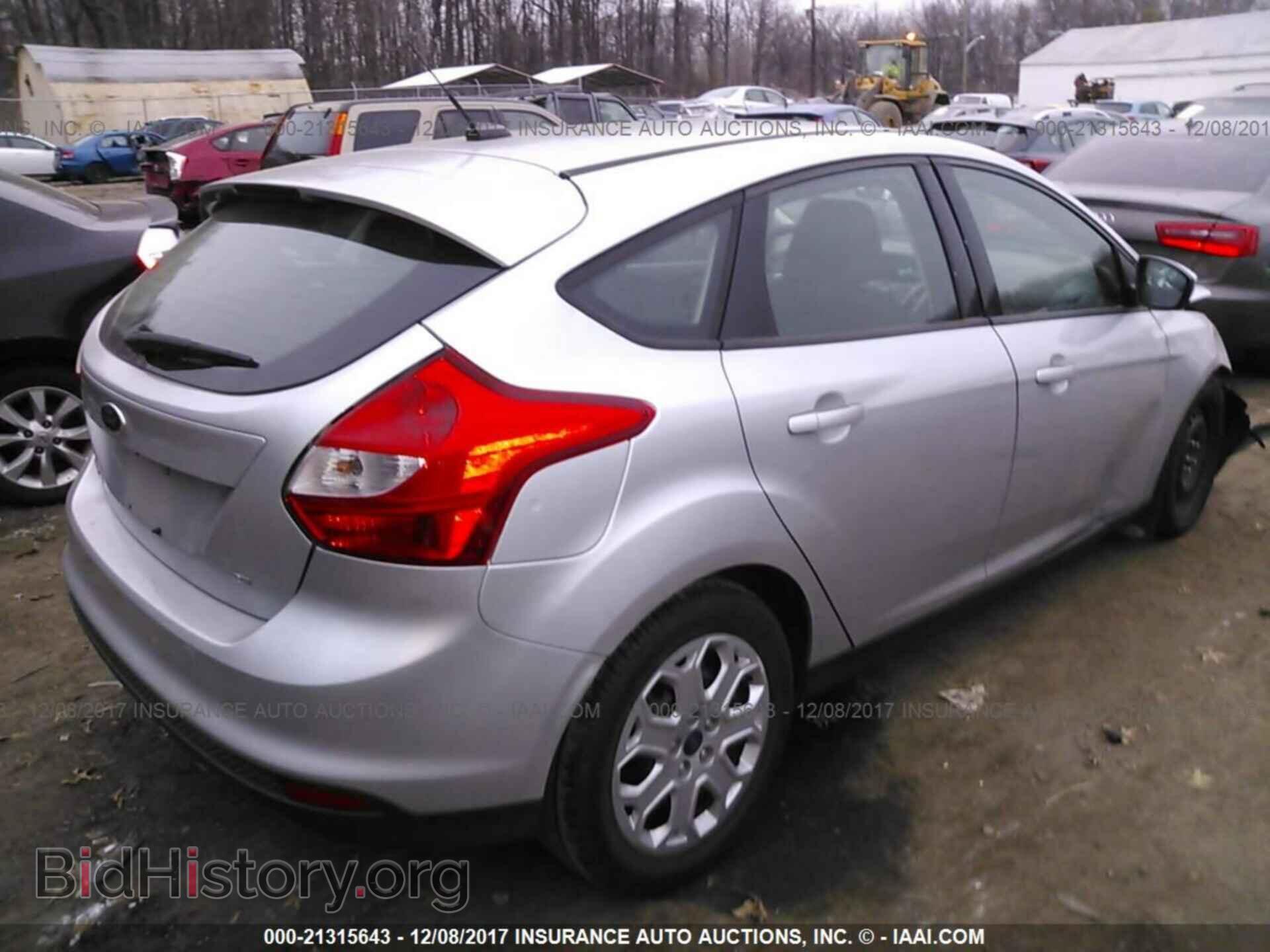 2012 Ford Focus - VIN: 1FAHP3K27CL412603 - Photo 4