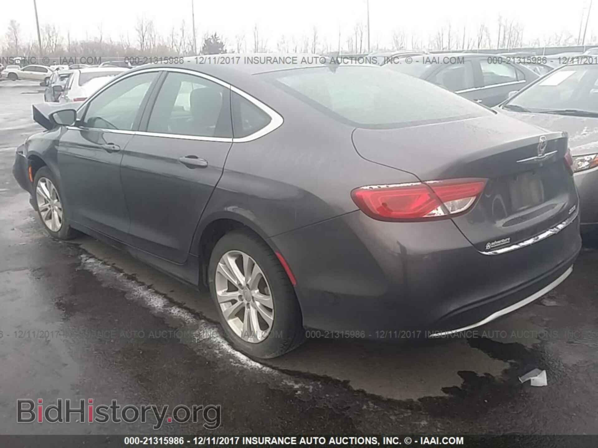 2015 Chrysler 200 - VIN: 1C3CCCAB0FN647679 - Photo 3