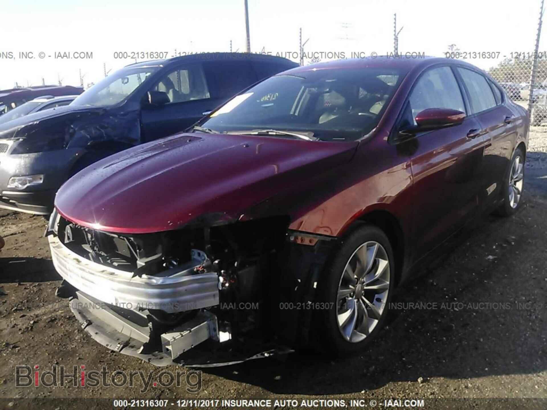 2015 Chrysler 200 - VIN: 1C3CCCBB0FN558208 - Photo 2