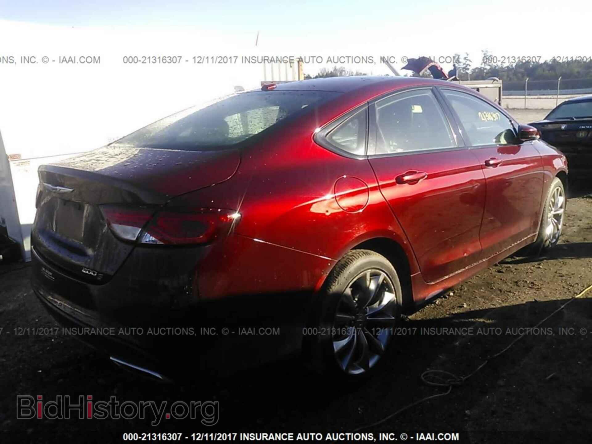2015 Chrysler 200 - VIN: 1C3CCCBB0FN558208 - Photo 4