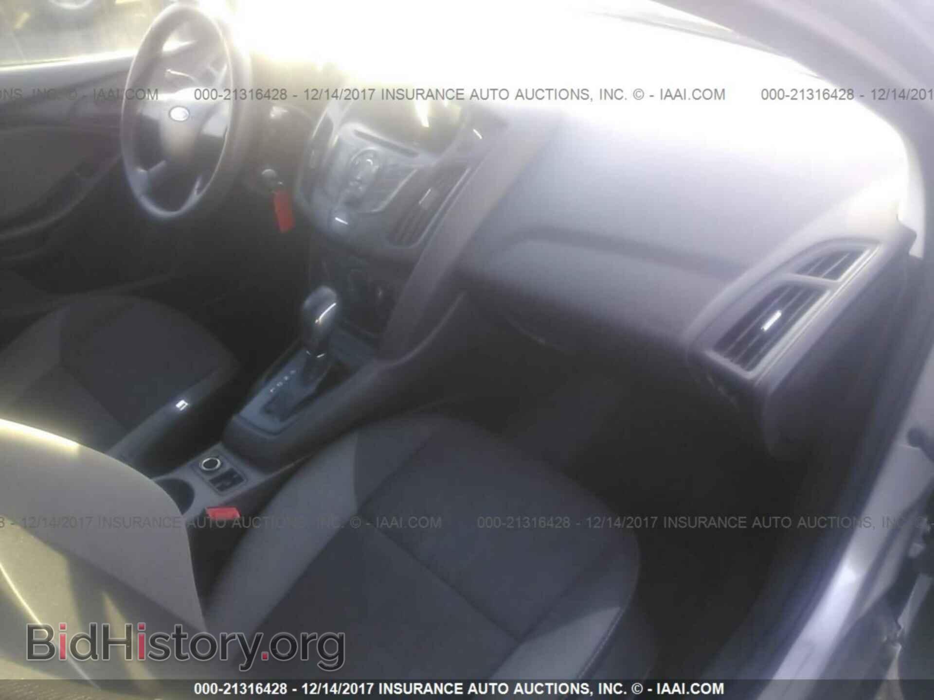 2012 Ford Focus - VIN: 1FAHP3E25CL273938 - Photo 5