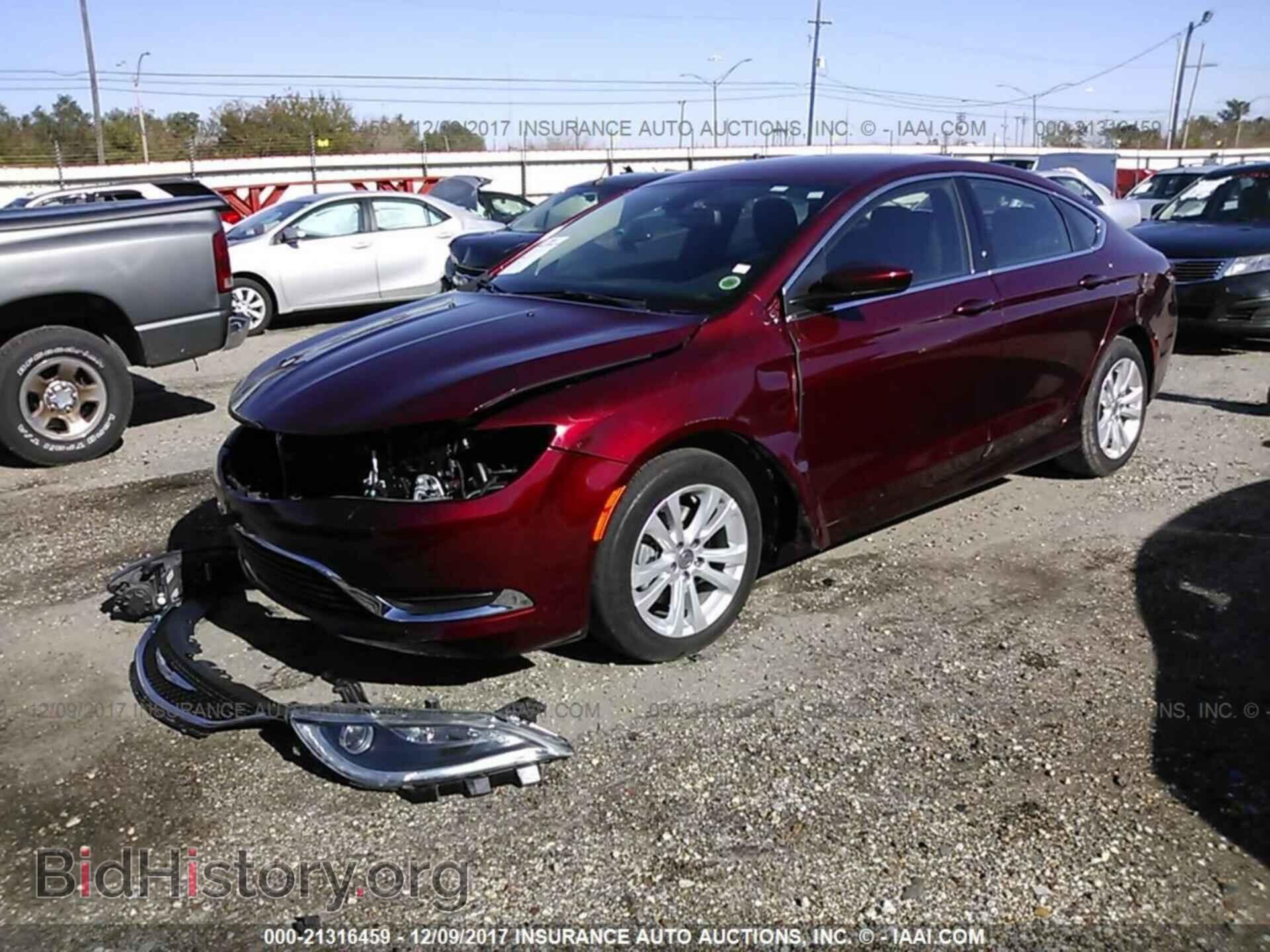 2016 Chrysler 200 - VIN: 1C3CCCAB6GN172525 - Фото 2