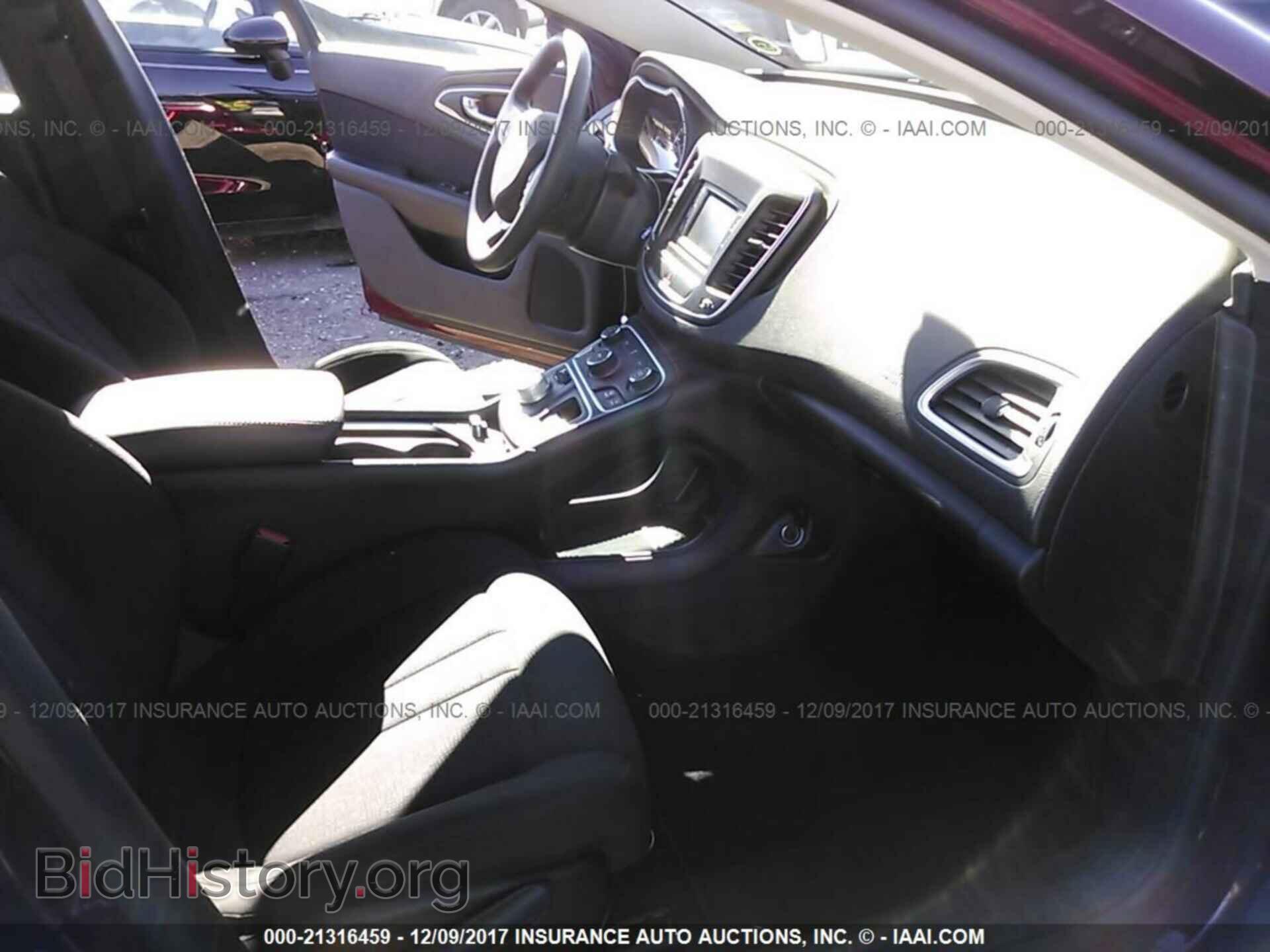 2016 Chrysler 200 - VIN: 1C3CCCAB6GN172525 - Фото 5