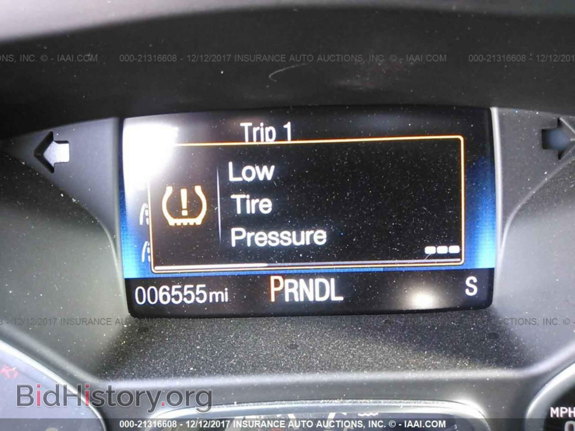 2017 Ford Focus - VIN: 1FADP3F24HL221060 - Photo 7