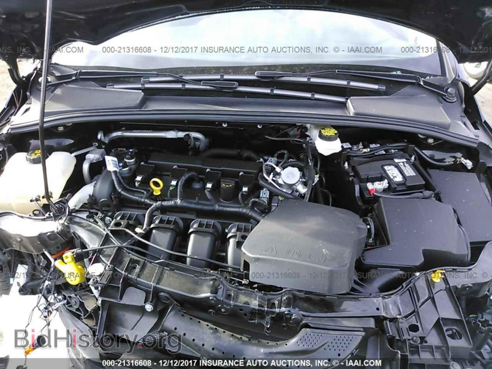 2017 Ford Focus - VIN: 1FADP3F24HL221060 - Photo 10