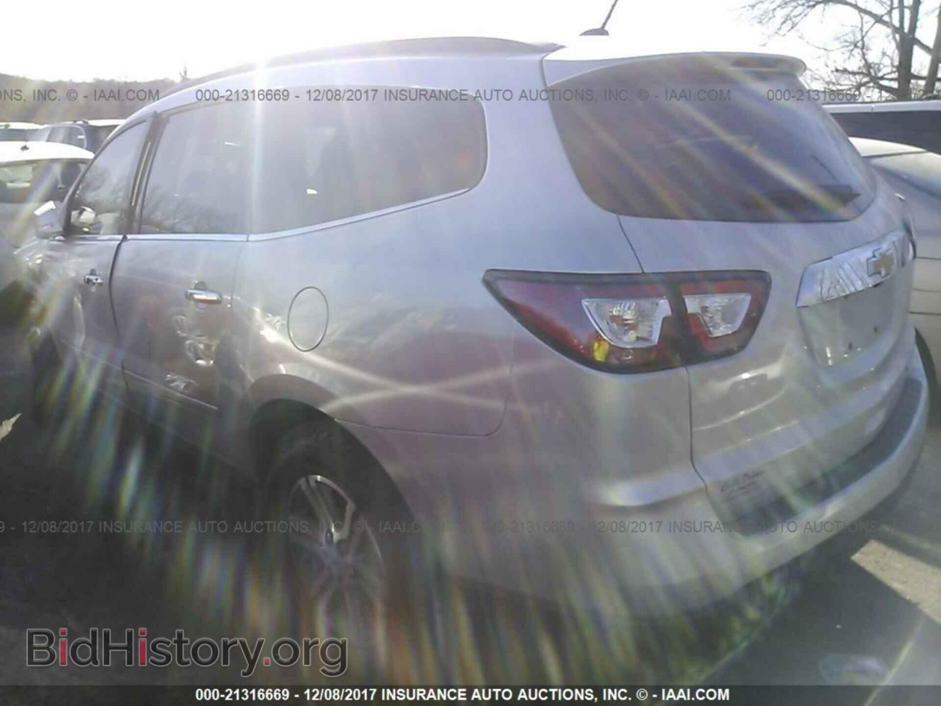2015 Chevrolet Traverse - VIN: 1GNKRGKD2FJ306392 - Фото 3
