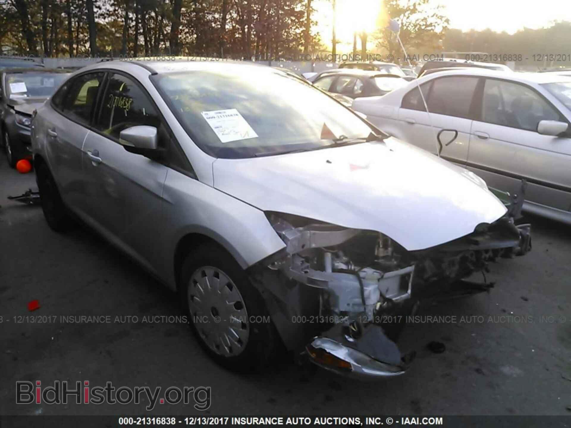 Photo 1FADP3F29DL141568 - Ford Focus 2013