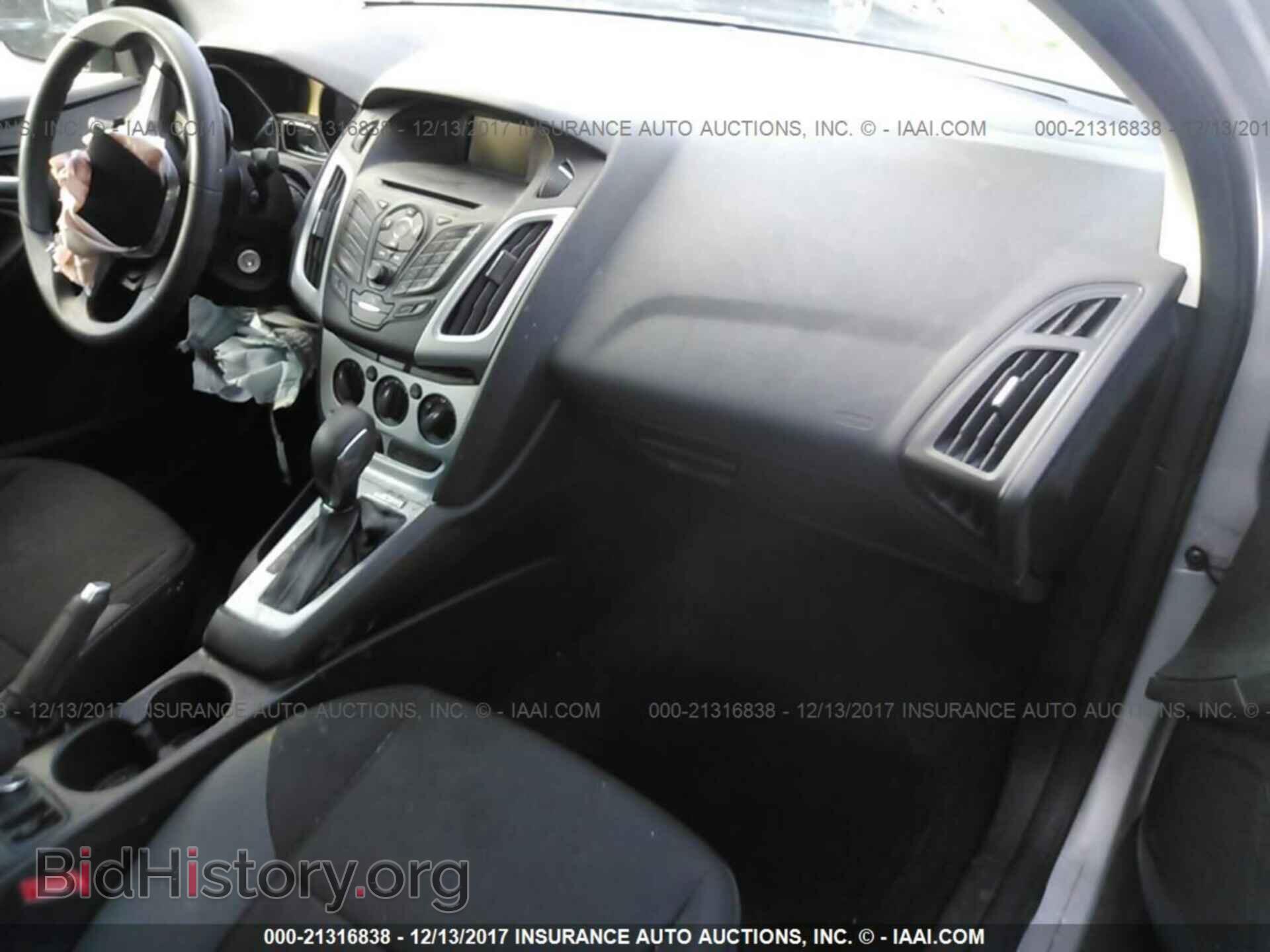 2013 Ford Focus - VIN: 1FADP3F29DL141568 - Photo 5