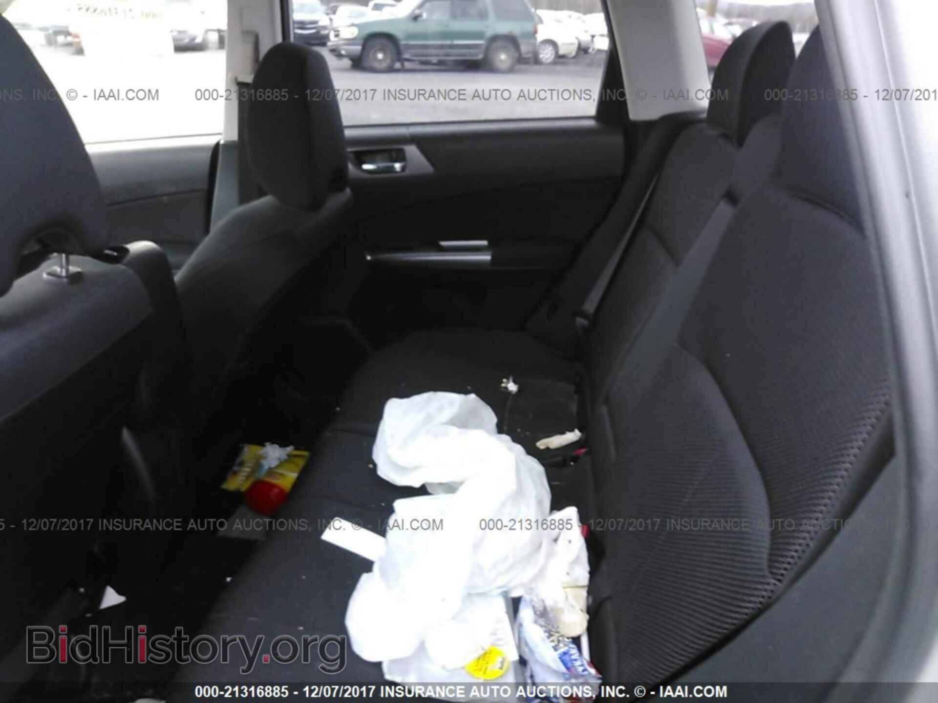 2011 Subaru Forester - VIN: JF2SHADC5BH700727 - Фото 8