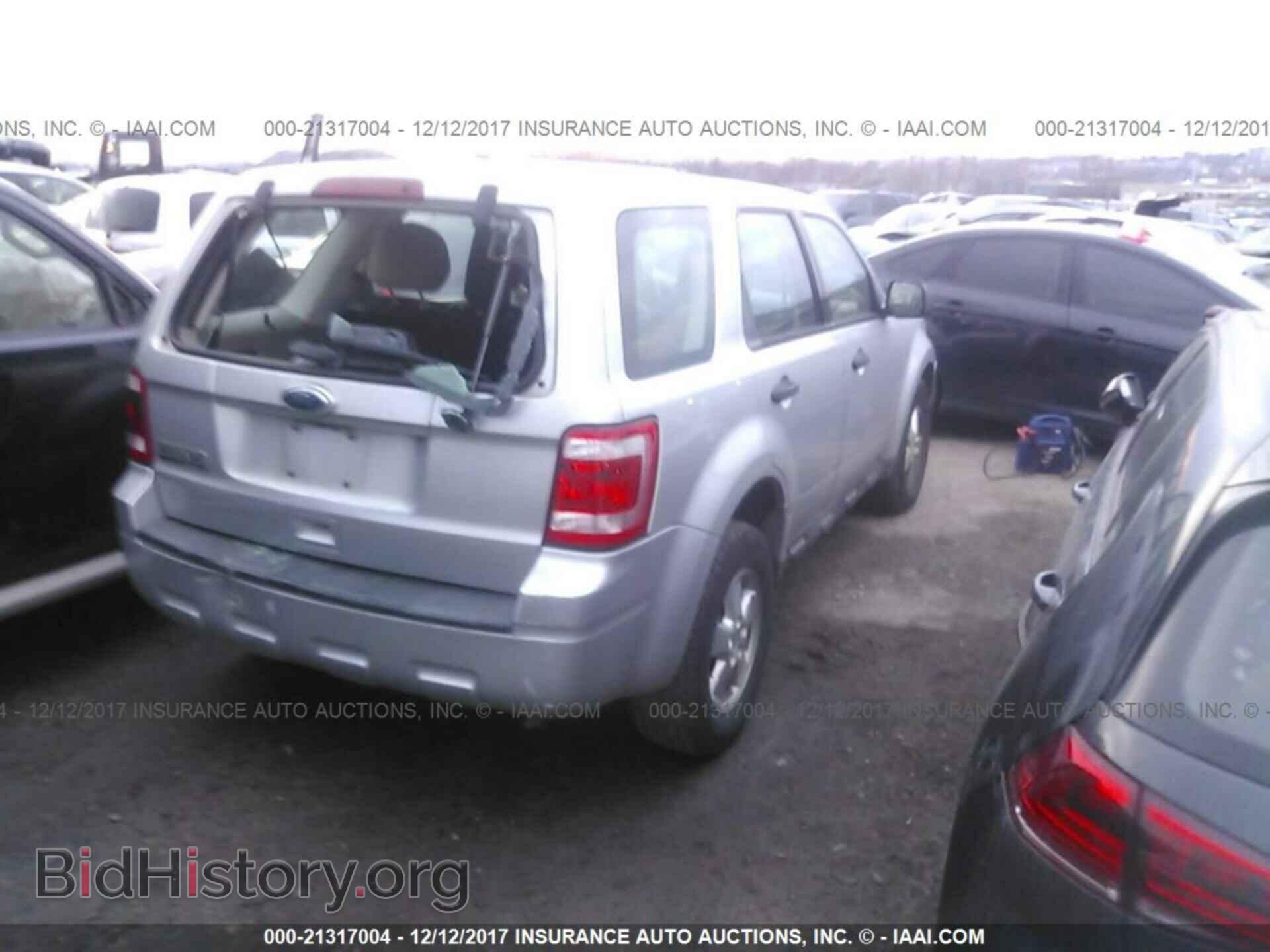 2011 Ford Escape - VIN: 1FMCU0C77BKB56940 - Фото 4