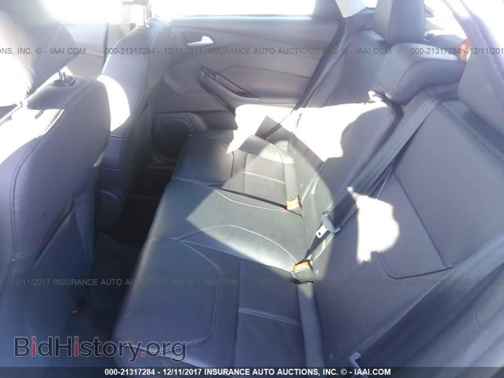 2017 Ford Focus - VIN: 1FADP3J25HL238683 - Photo 8