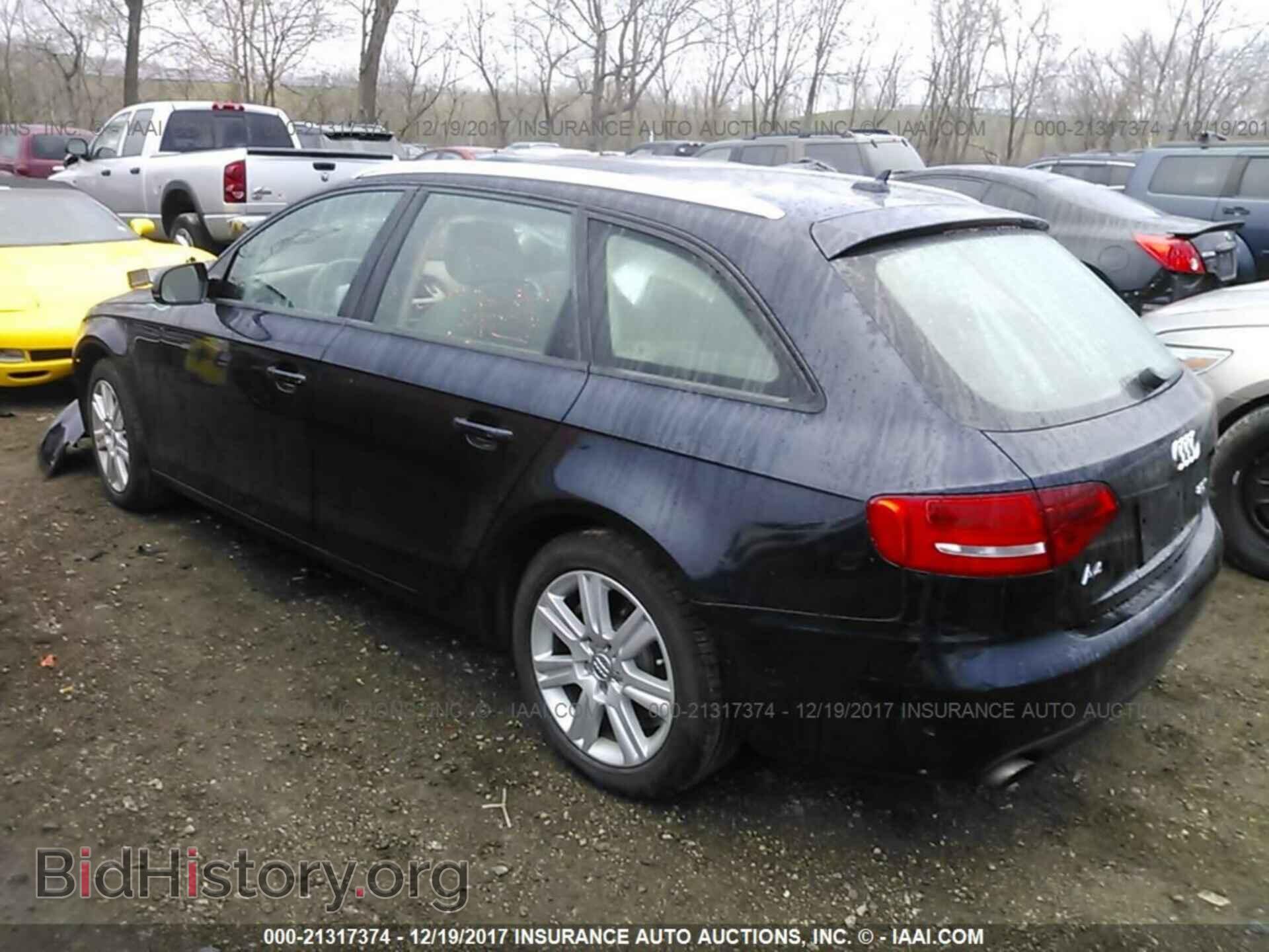 2011 Audi A4 - VIN: WAUSFAFL2BA026690 - Photo 3