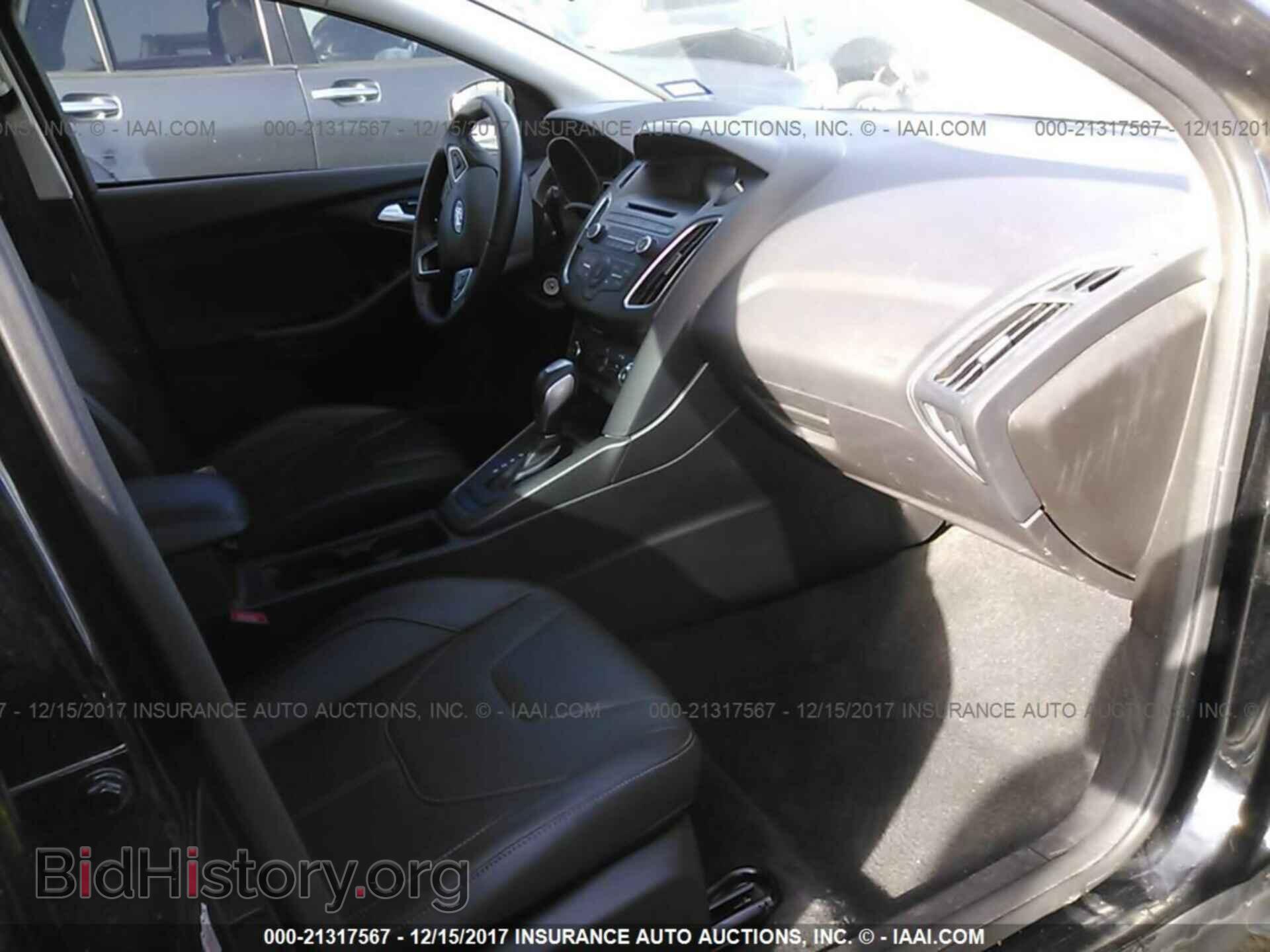 2015 Ford Focus - VIN: 1FADP3K24FL302739 - Photo 5