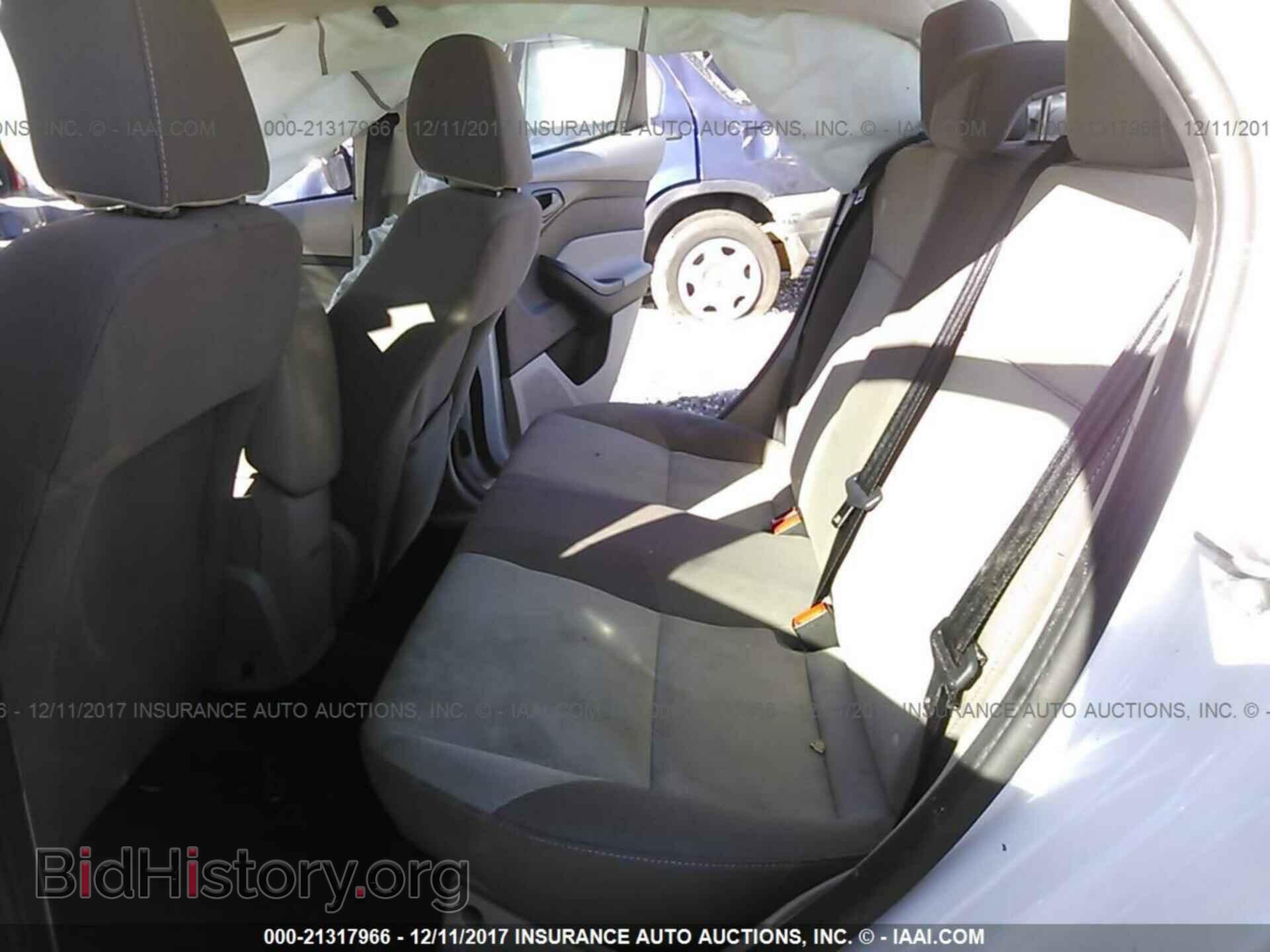 2012 Ford Focus - VIN: 1FAHP3F28CL424494 - Фото 8