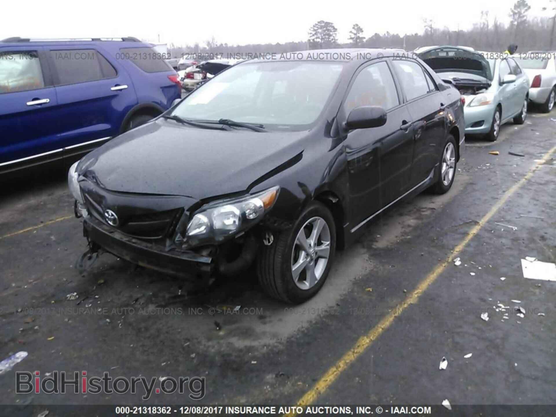 2011 Toyota Corolla - VIN: 2T1BU4EE4BC711301 - Photo 2