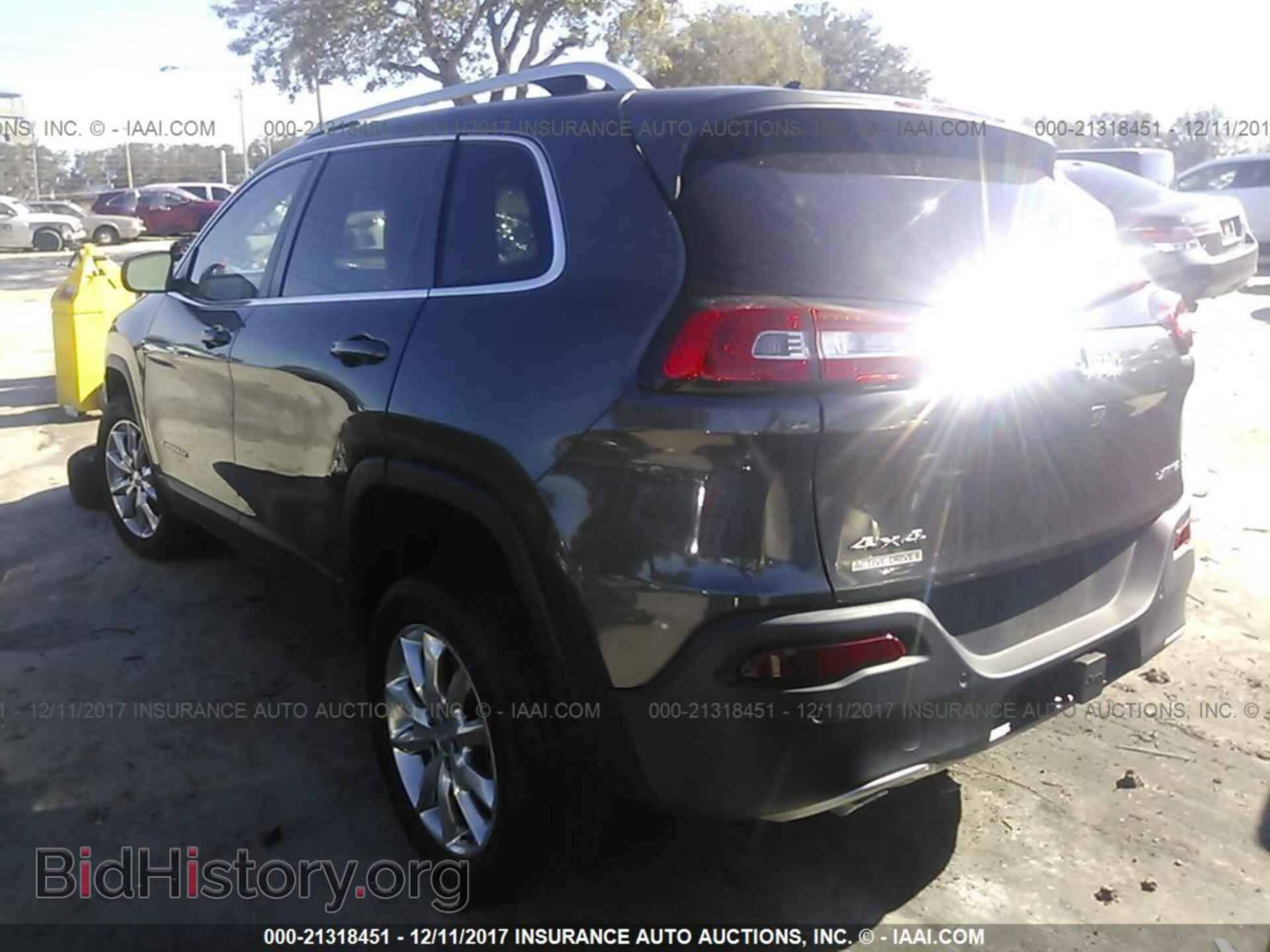 2014 Jeep Cherokee - VIN: 1C4PJMDB9EW291326 - Photo 3