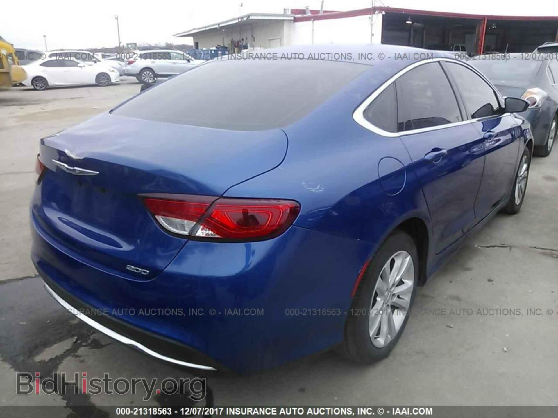 2016 Chrysler 200 - VIN: 1C3CCCABXGN104597 - Фото 4