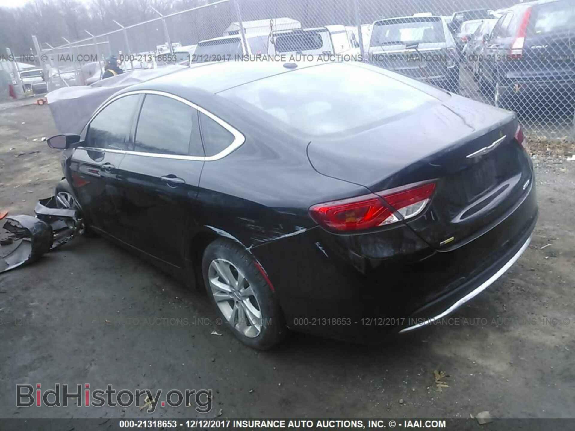 2015 Chrysler 200 - VIN: 1C3CCCAB7FN670585 - Photo 3