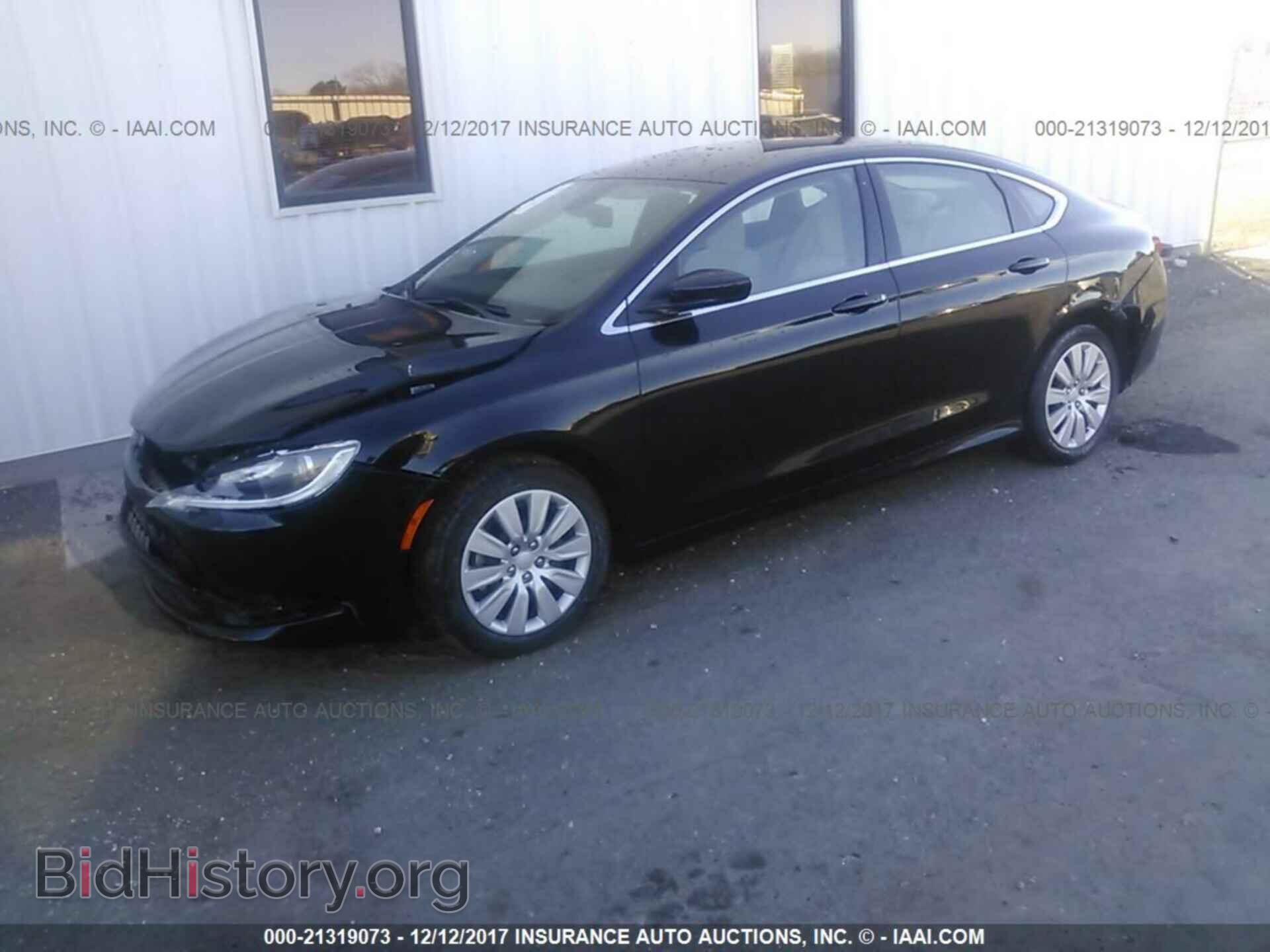 2016 Chrysler 200 - VIN: 1C3CCCFB8GN146467 - Фото 2
