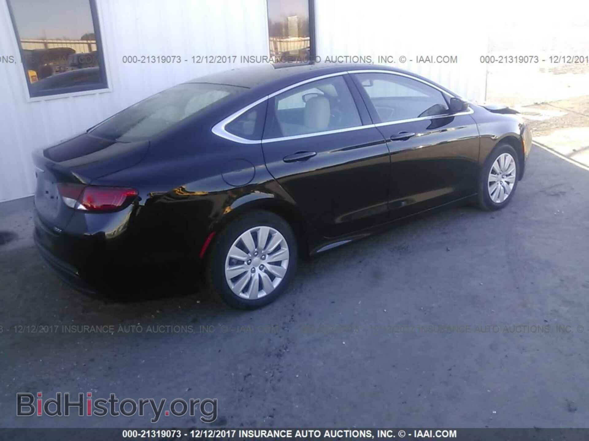 2016 Chrysler 200 - VIN: 1C3CCCFB8GN146467 - Фото 4