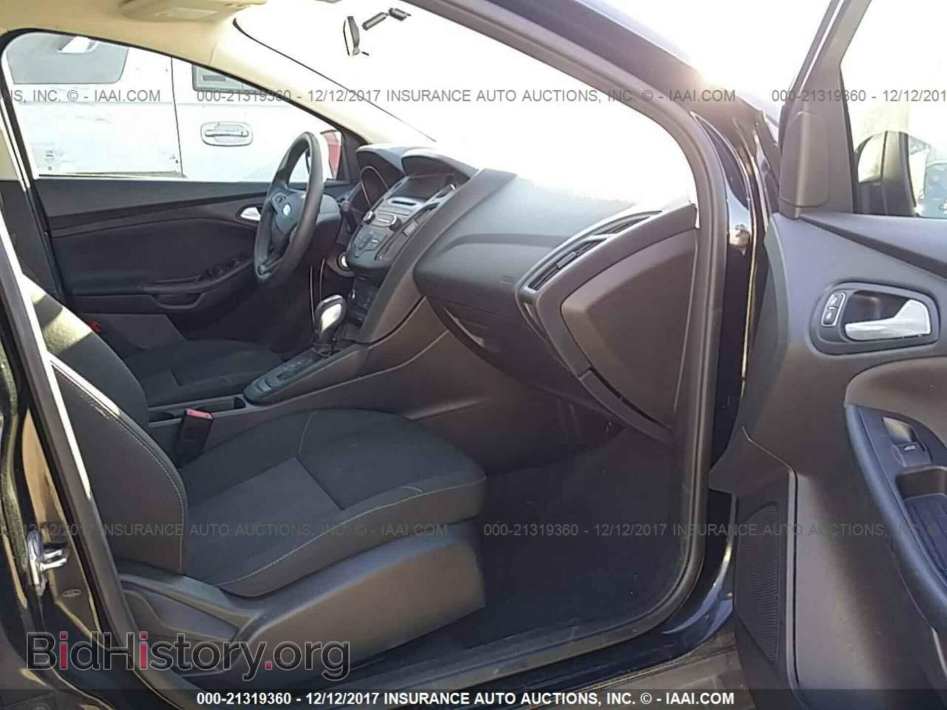 2015 Ford Focus - VIN: 1FADP3F21FL301672 - Photo 5