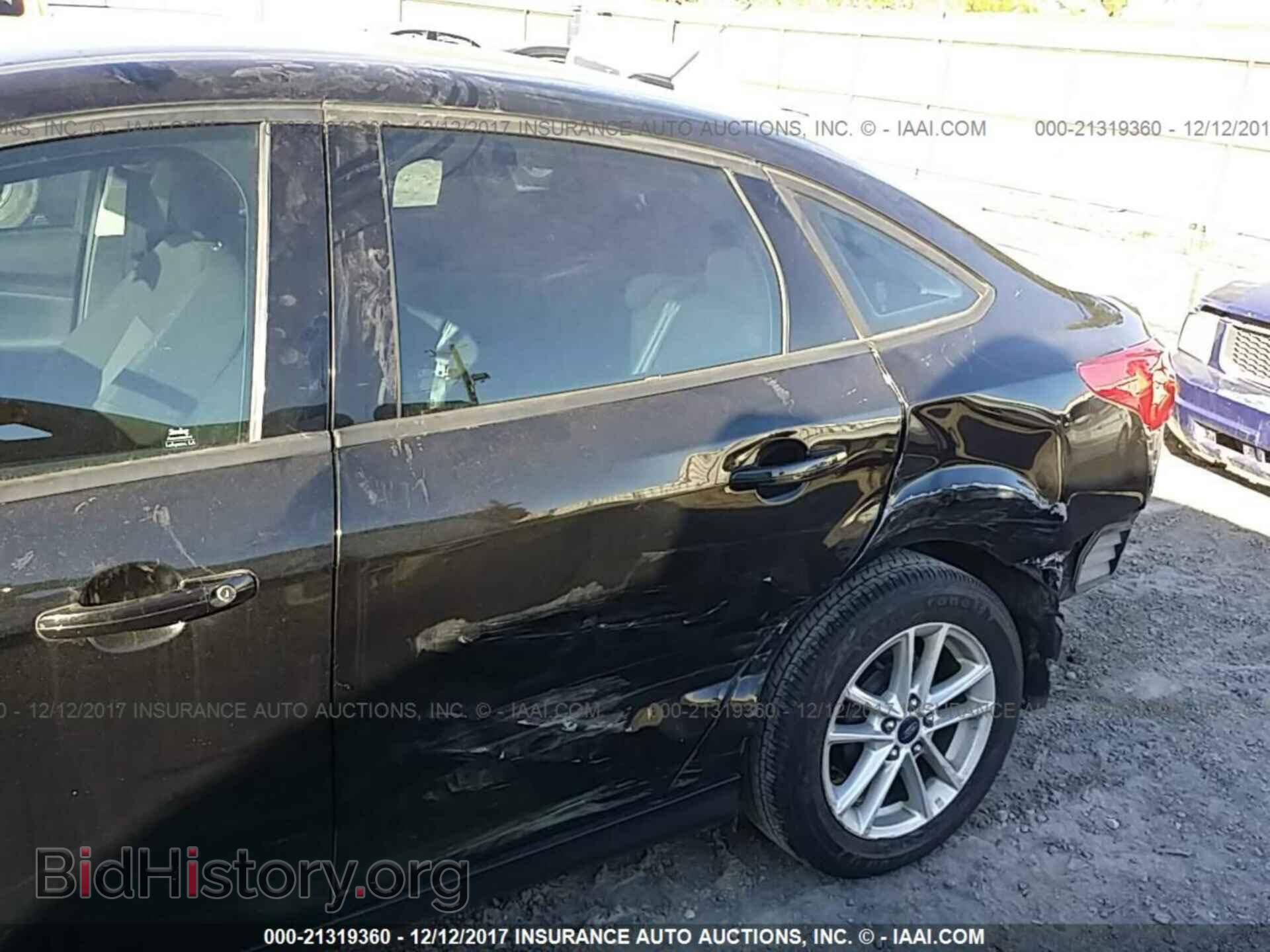 2015 Ford Focus - VIN: 1FADP3F21FL301672 - Photo 6