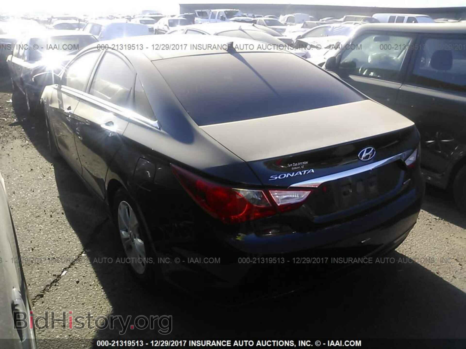 2012 Hyundai Sonata - VIN: 5NPEC4AC7CH334174 - Фото 3