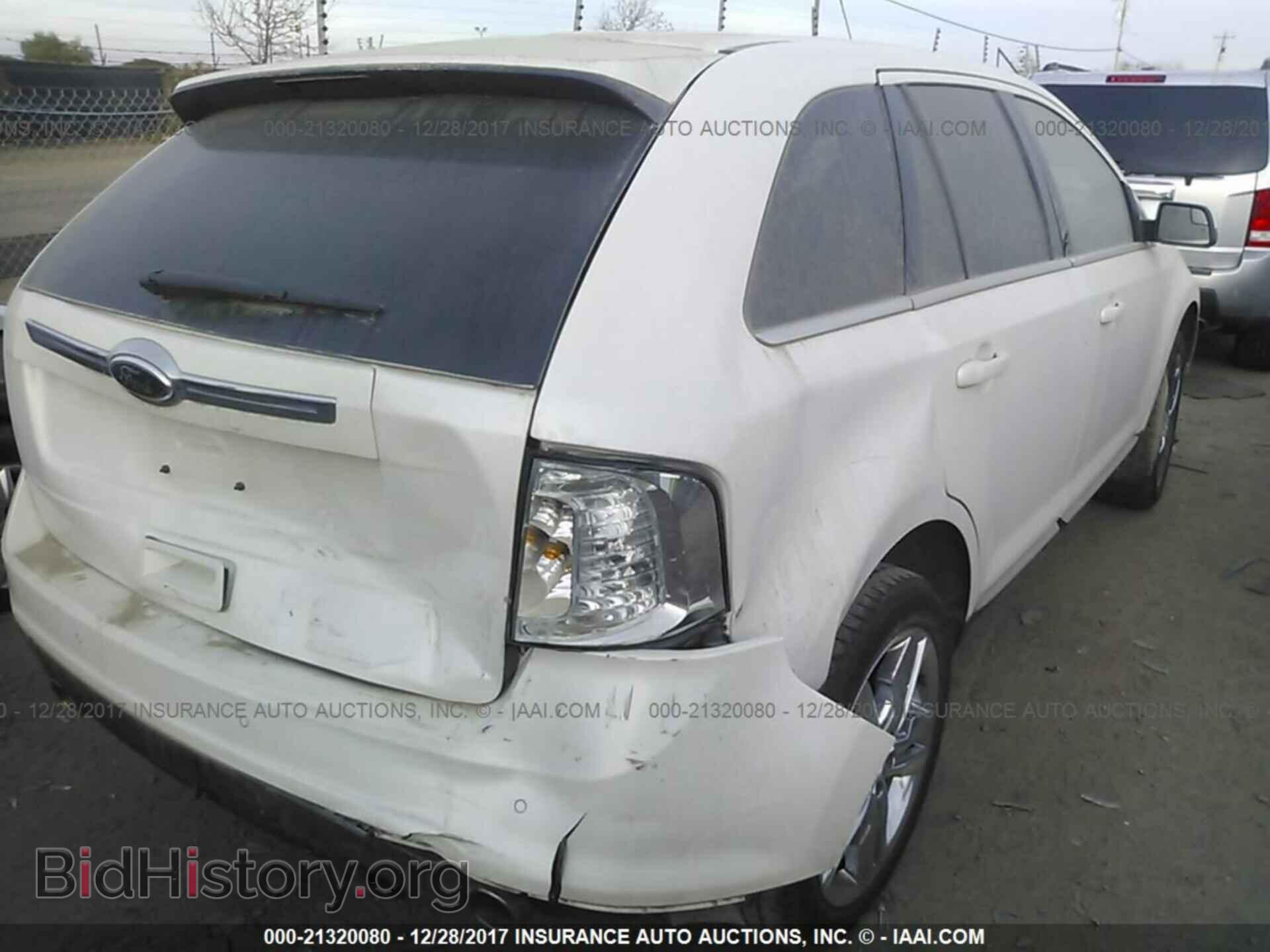 2013 Ford Edge - VIN: 2FMDK3KC6DBA18393 - Photo 4