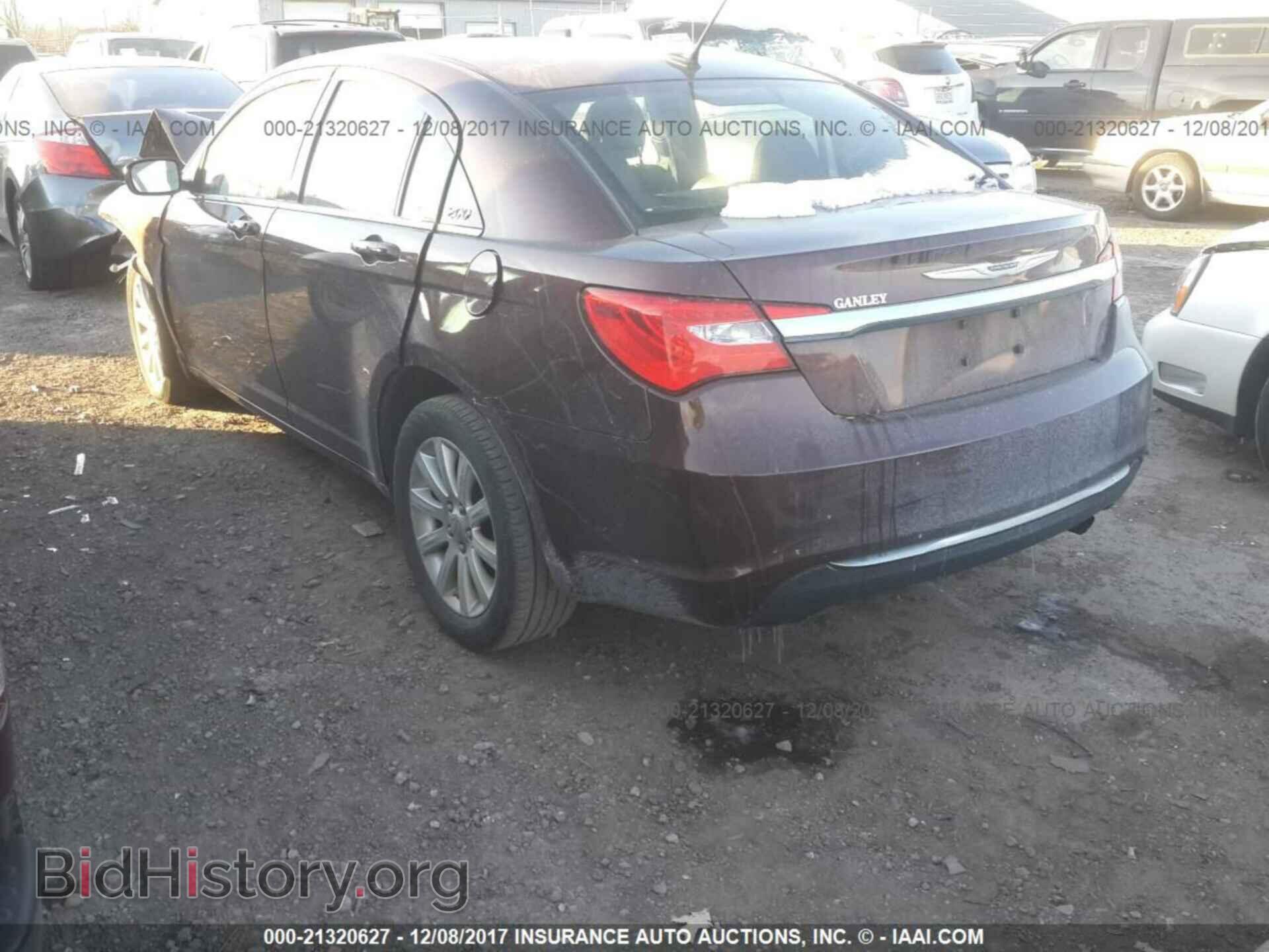 2013 Chrysler 200 - VIN: 1C3CCBBB4DN683896 - Фото 3
