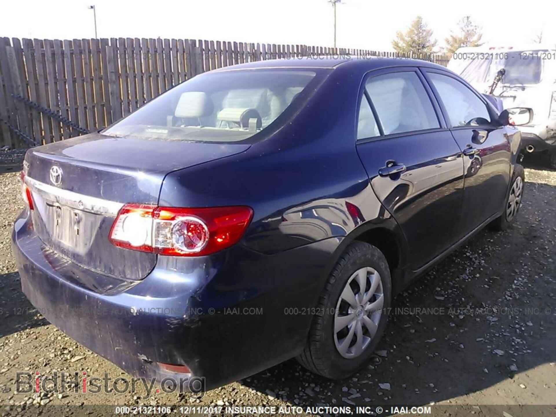 2013 Toyota Corolla - VIN: 2T1BU4EEXDC933182 - Photo 4