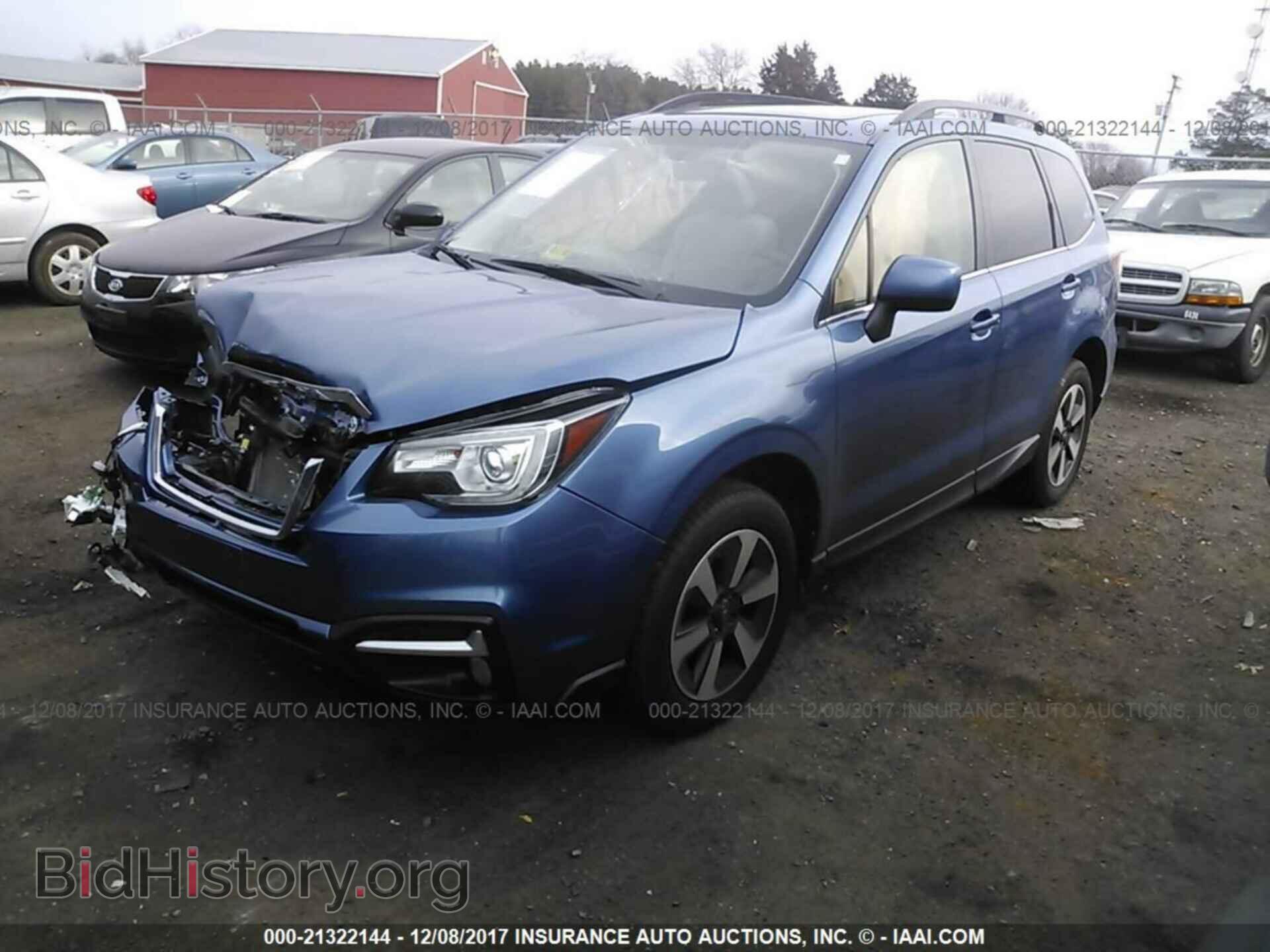 2017 Subaru Forester - VIN: JF2SJARC1HH552033 - Photo 2