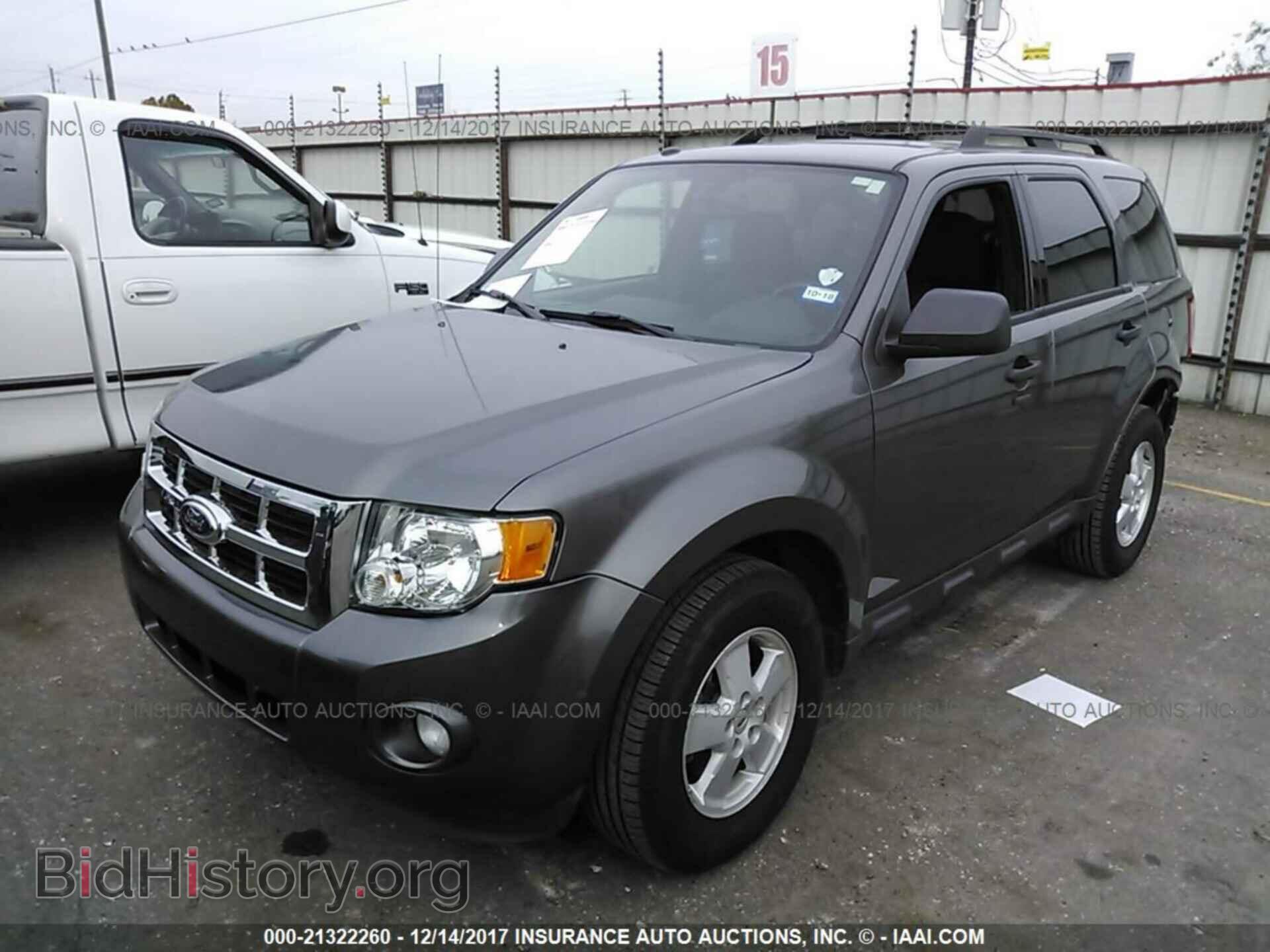 2012 Ford Escape - VIN: 1FMCU0D74CKC17127 - Фото 2
