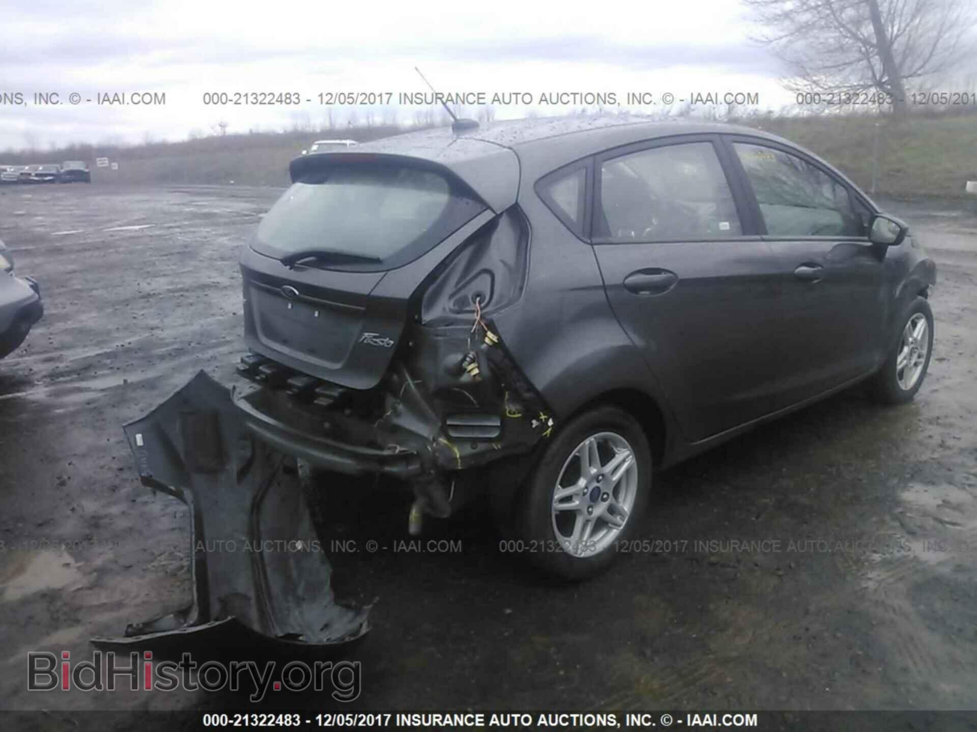 2017 Ford Fiesta - VIN: 3FADP4EJ2HM113503 - Photo 4