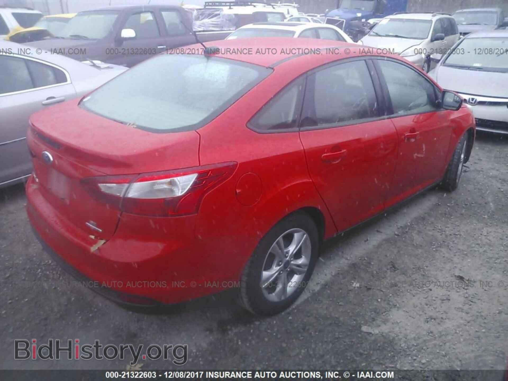 2014 Ford Focus - VIN: 1FADP3F25EL162340 - Photo 4