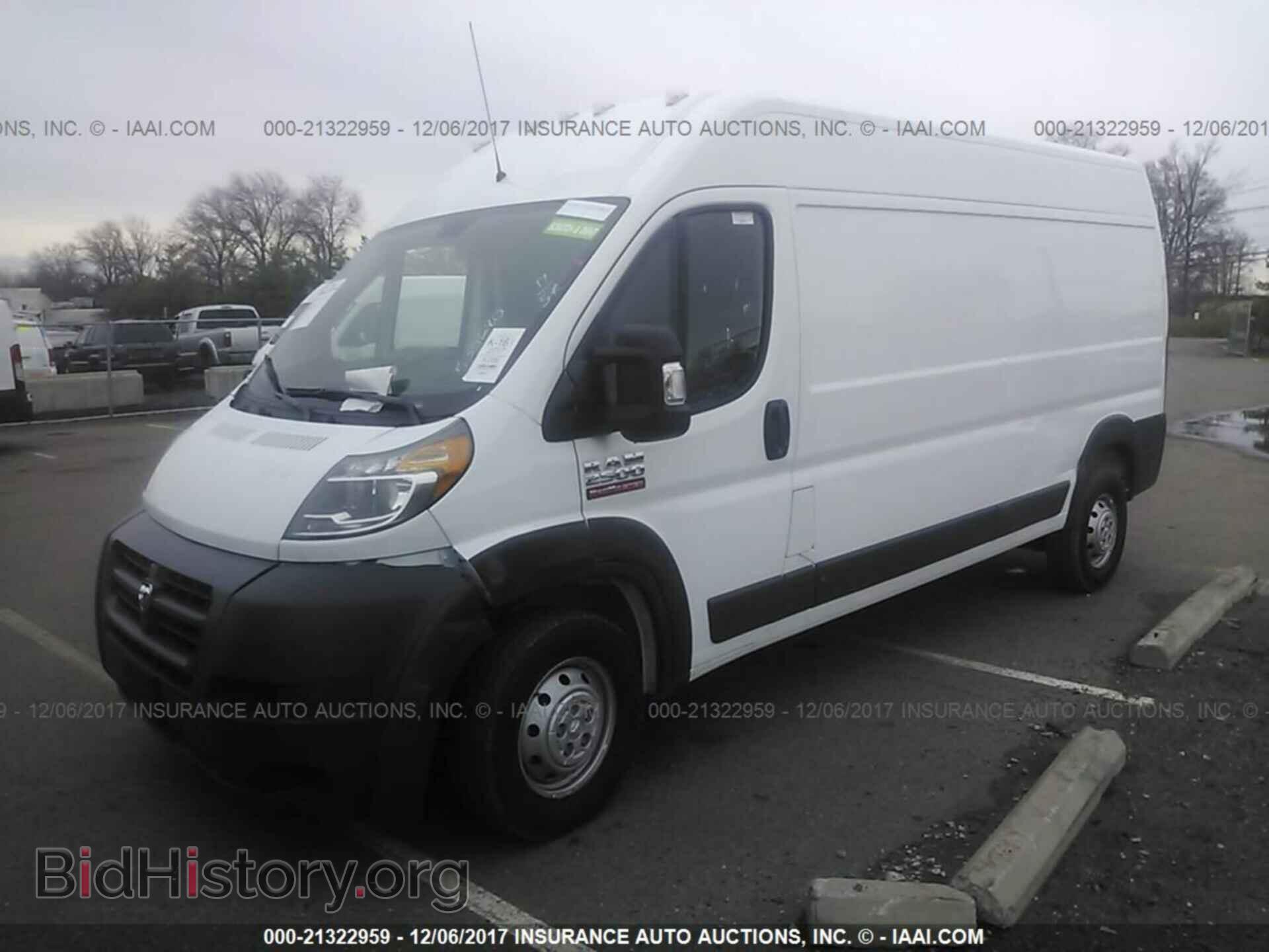2017 Ram Promaster 2500 - VIN: 3C6TRVDGXHE539680 - Фото 2